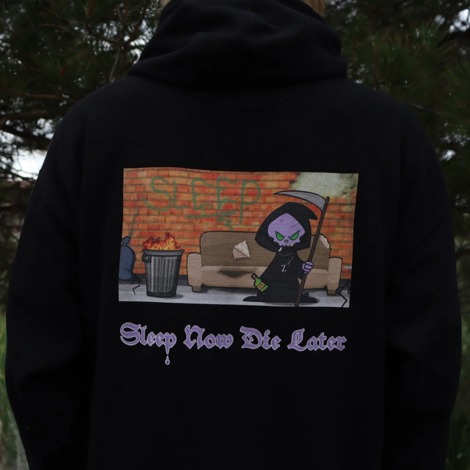 Back+Close+Black+Hoodie.png