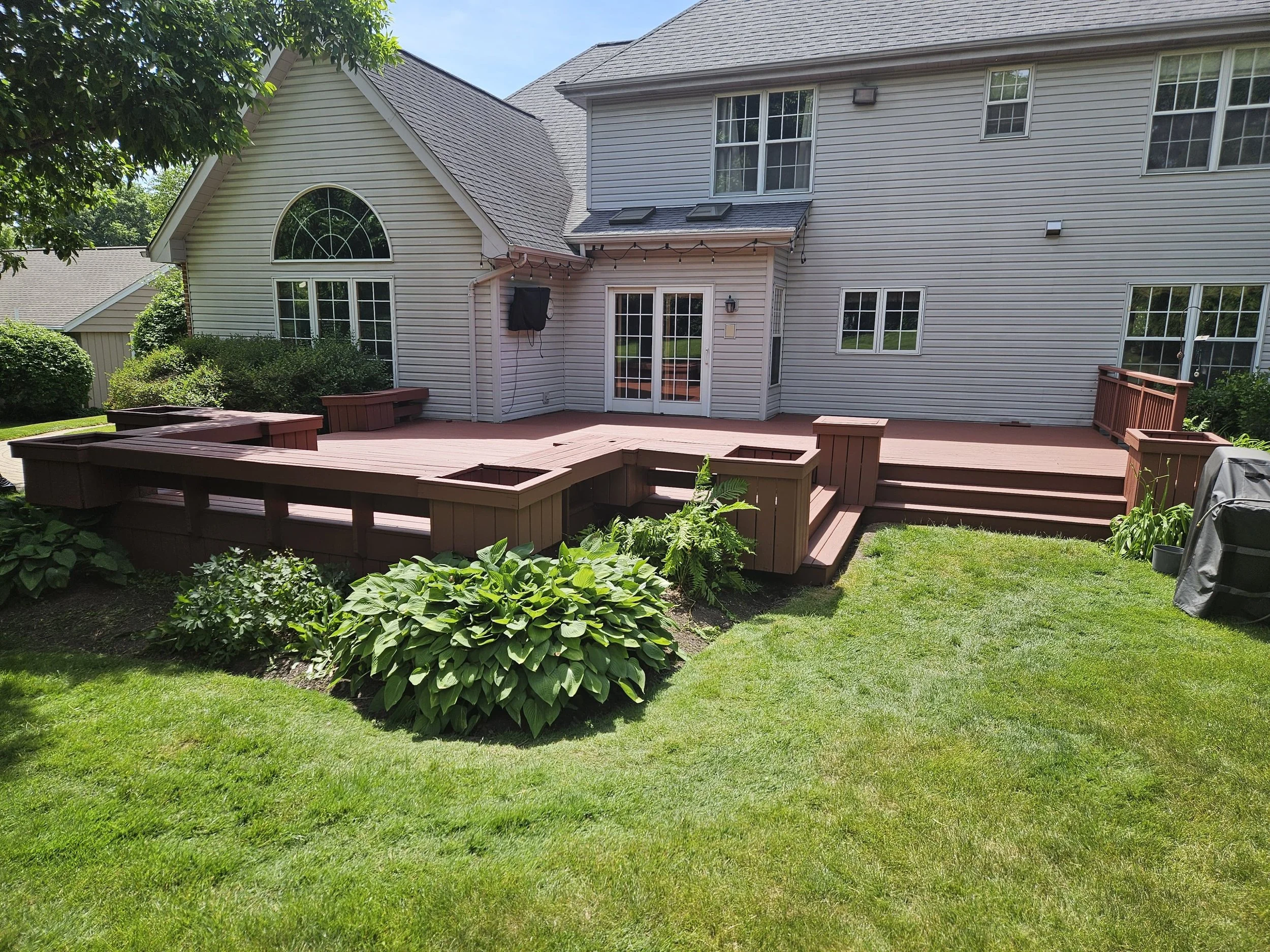 MIKE'S DECK-AFTER_RightSide.jpg