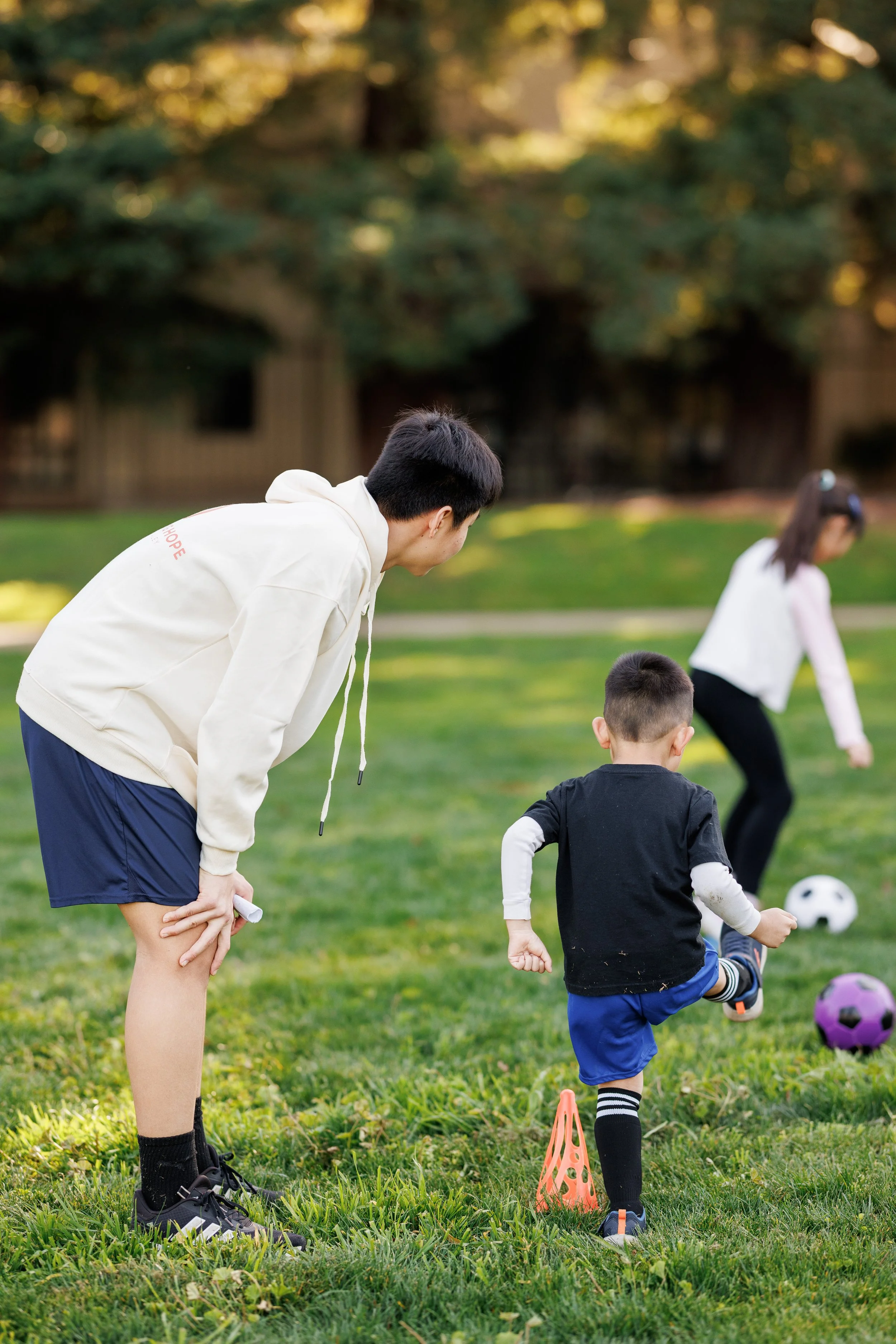 “Kick&amp;Feed“  Sunday Soccer Training Program