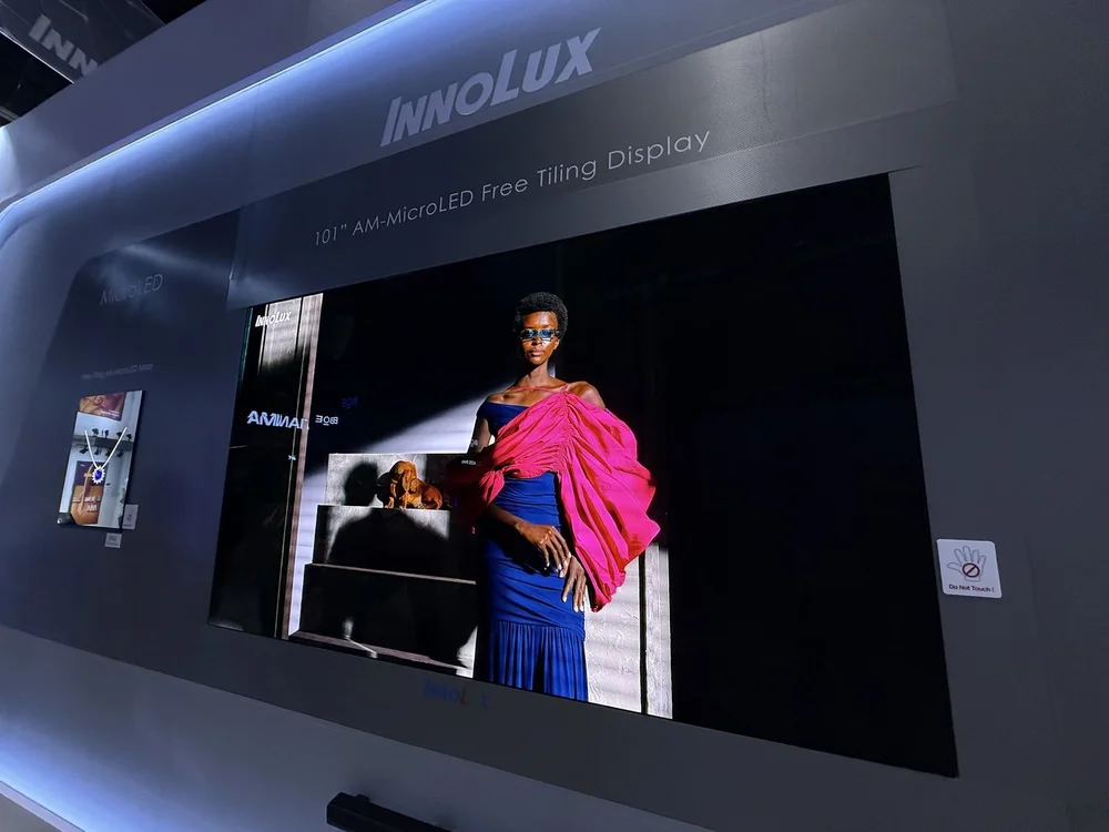 Innolux 101" QDCC
