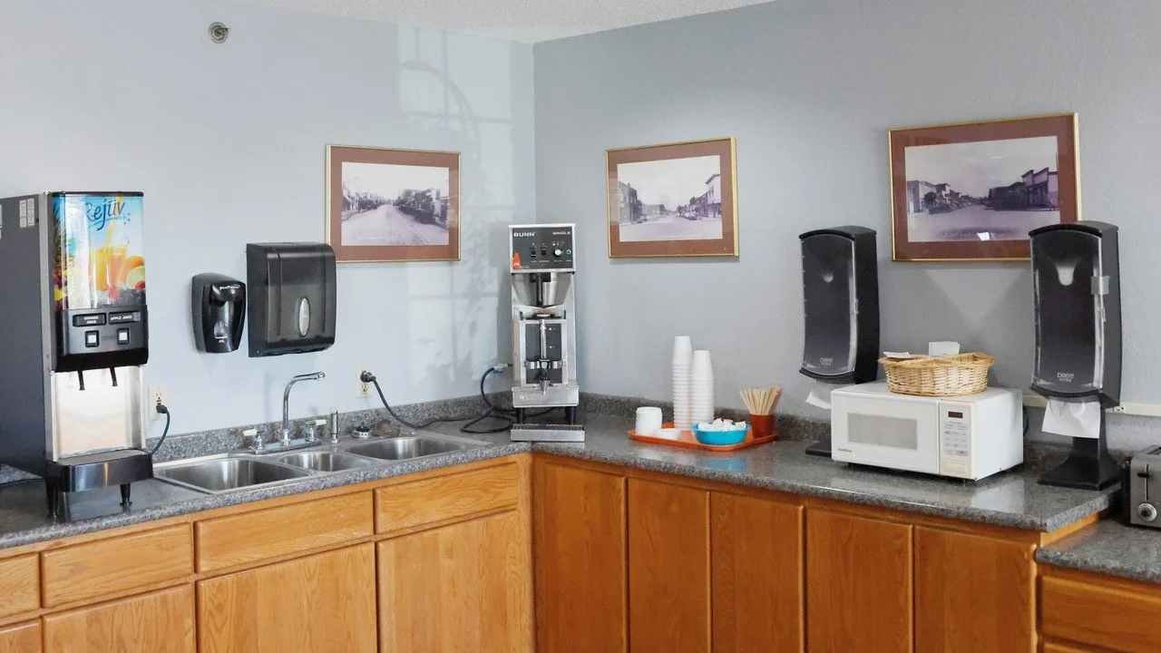 lobby coffee area of Forty Club Inn, Aitkin, MN