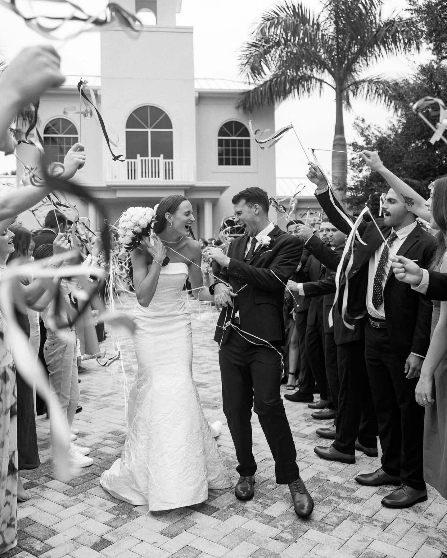 A day devoted to the Lord, a marriage that I know will honor Him 🩵 these are just some highlights to Emma and Mateus&rsquo; wedding day, stay tuned to see their reception festivities!