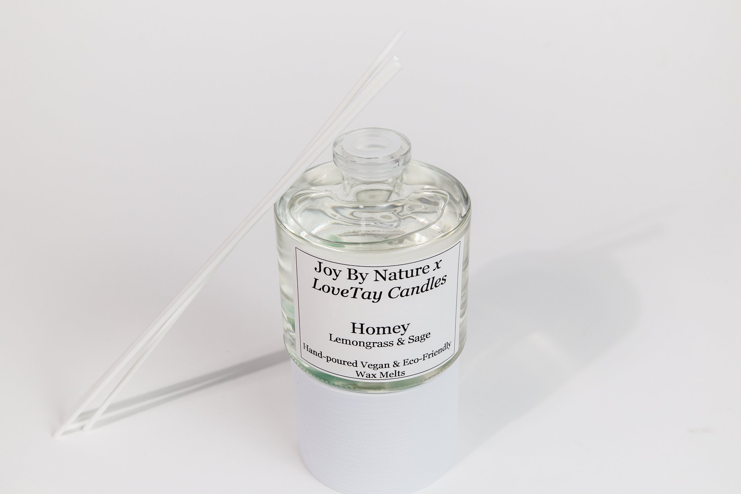 Reed Diffuser 2.jpg