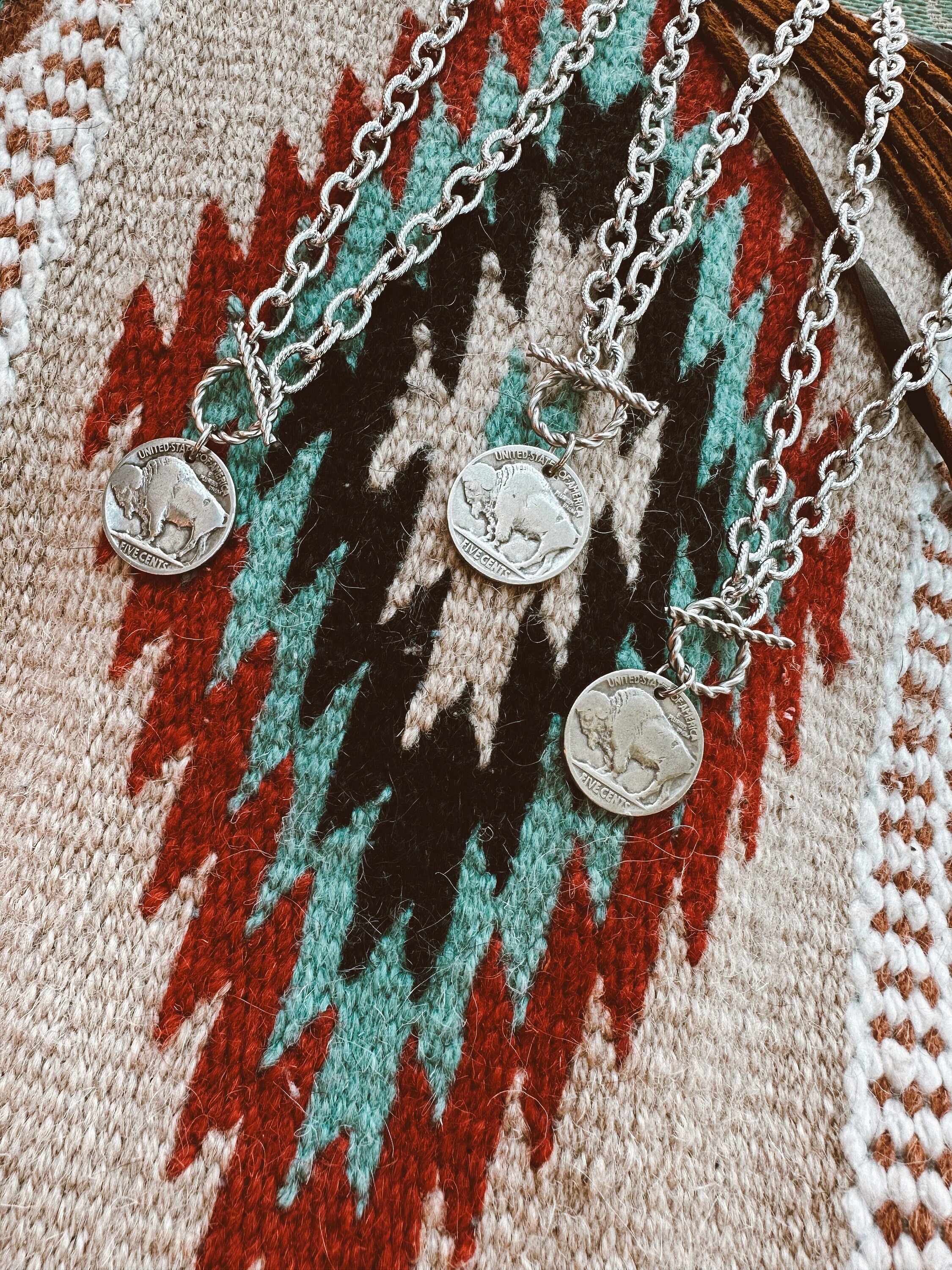 https://i.etsystatic.com/45079976/r/il/f4456d/5938632636/il_fullxfull.5938632636_r582.jpg