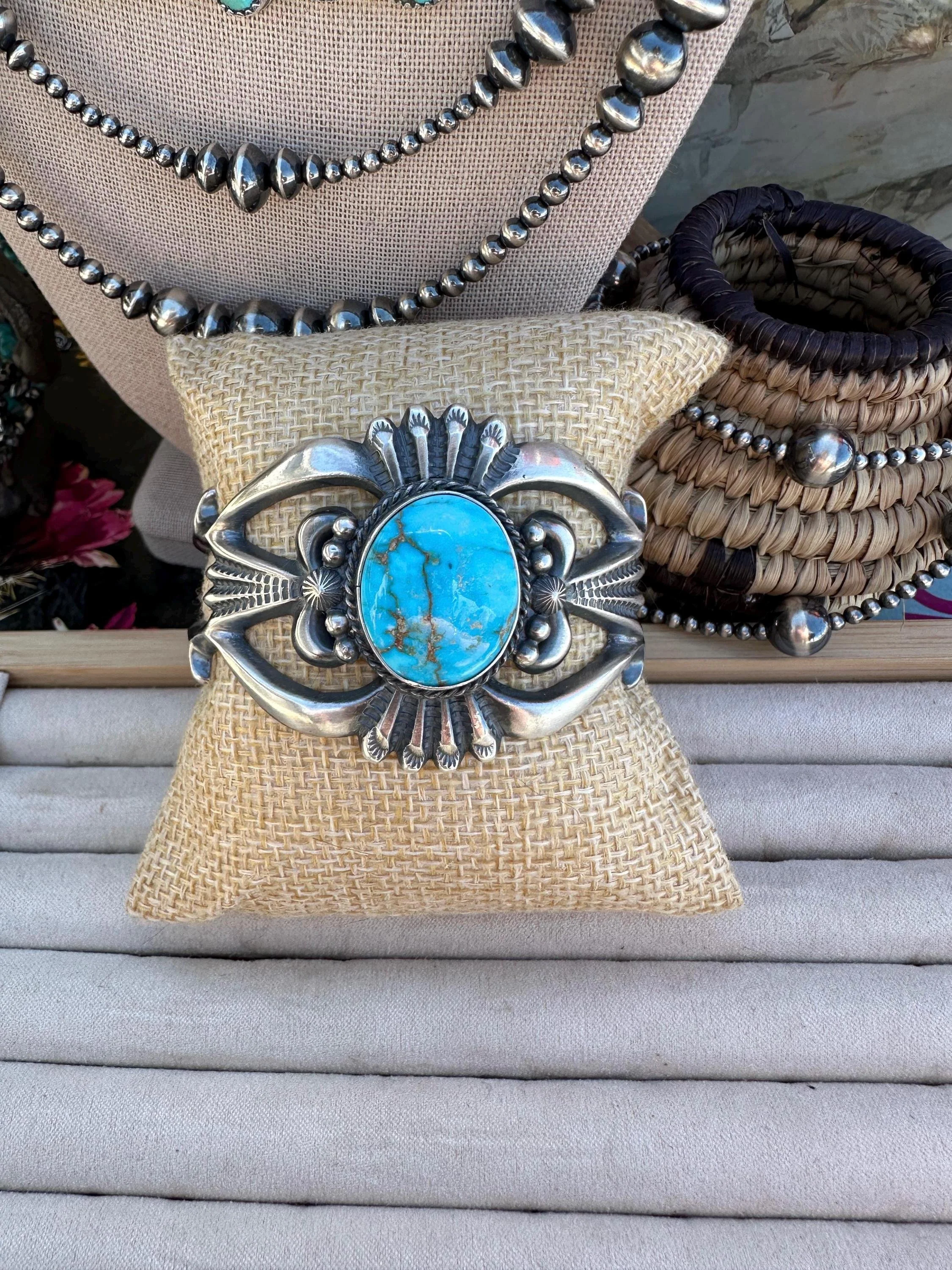 https://i.etsystatic.com/45079976/r/il/a6eba5/6786976943/il_fullxfull.6786976943_kst7.jpg