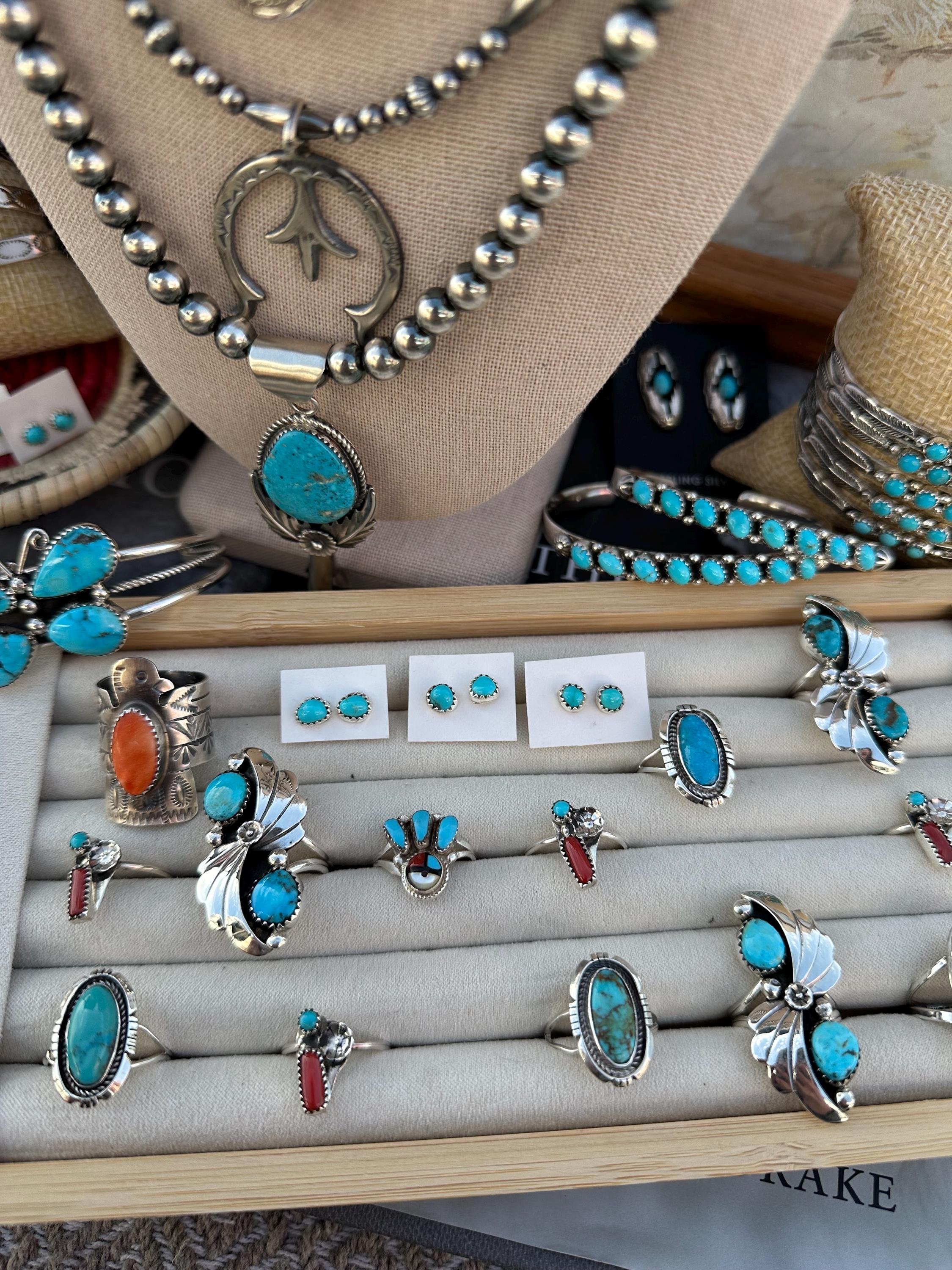 https://i.etsystatic.com/45079976/r/il/da34a3/6549387354/il_fullxfull.6549387354_oiyz.jpg