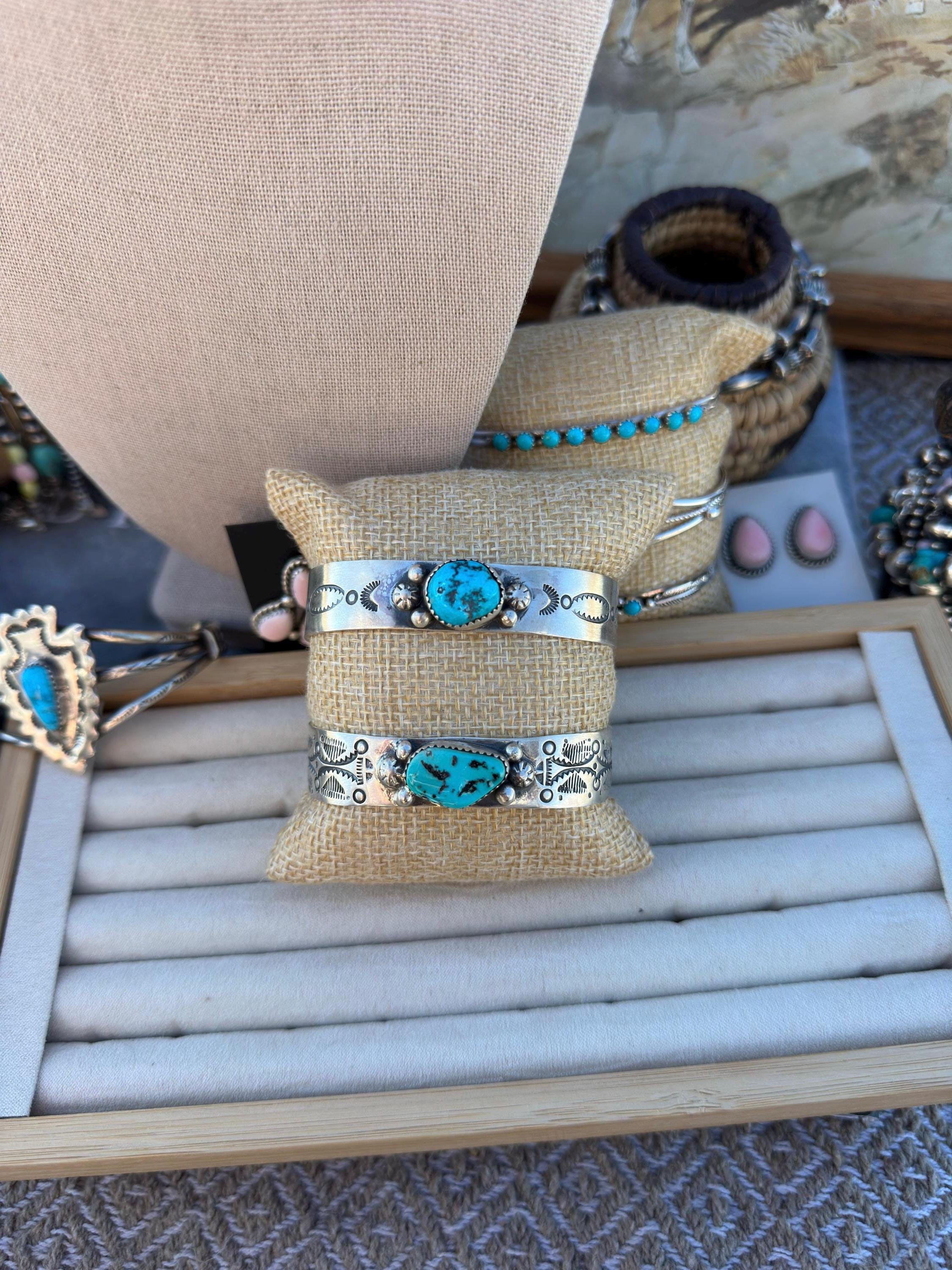 https://i.etsystatic.com/45079976/r/il/19057f/6678984704/il_fullxfull.6678984704_6z0t.jpg