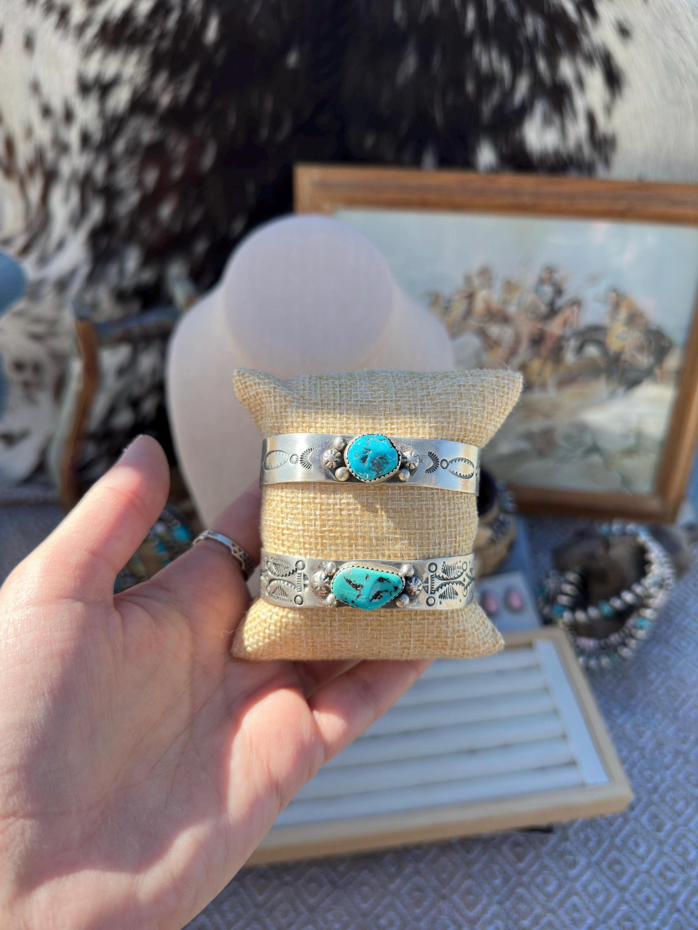 https://i.etsystatic.com/45079976/r/il/b832ae/6727023195/il_fullxfull.6727023195_du94.jpg