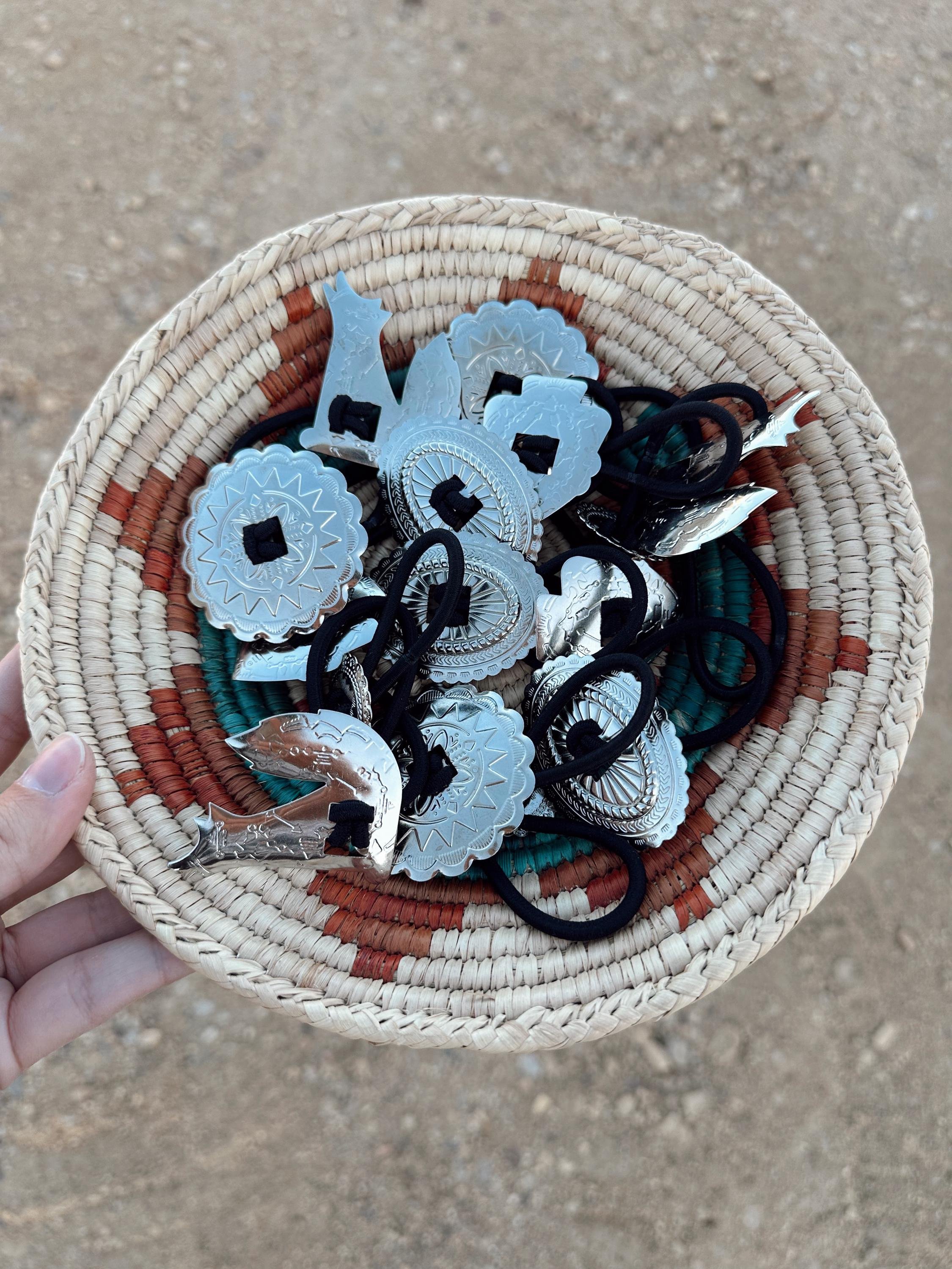 https://i.etsystatic.com/45079976/r/il/e2e74a/6427110087/il_fullxfull.6427110087_7ue7.jpg