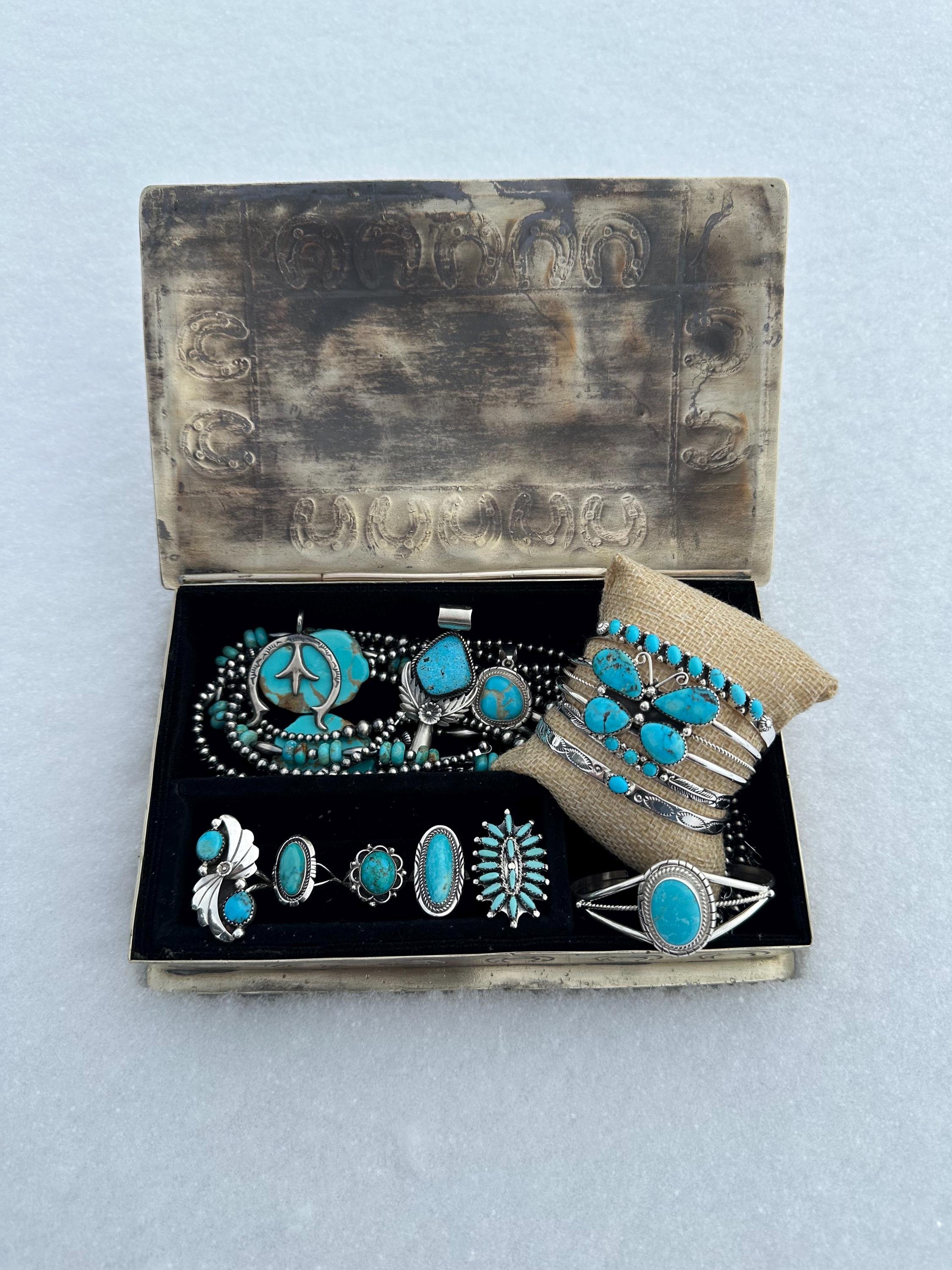 https://i.etsystatic.com/45079976/r/il/6ee939/6550981618/il_fullxfull.6550981618_qhz8.jpg