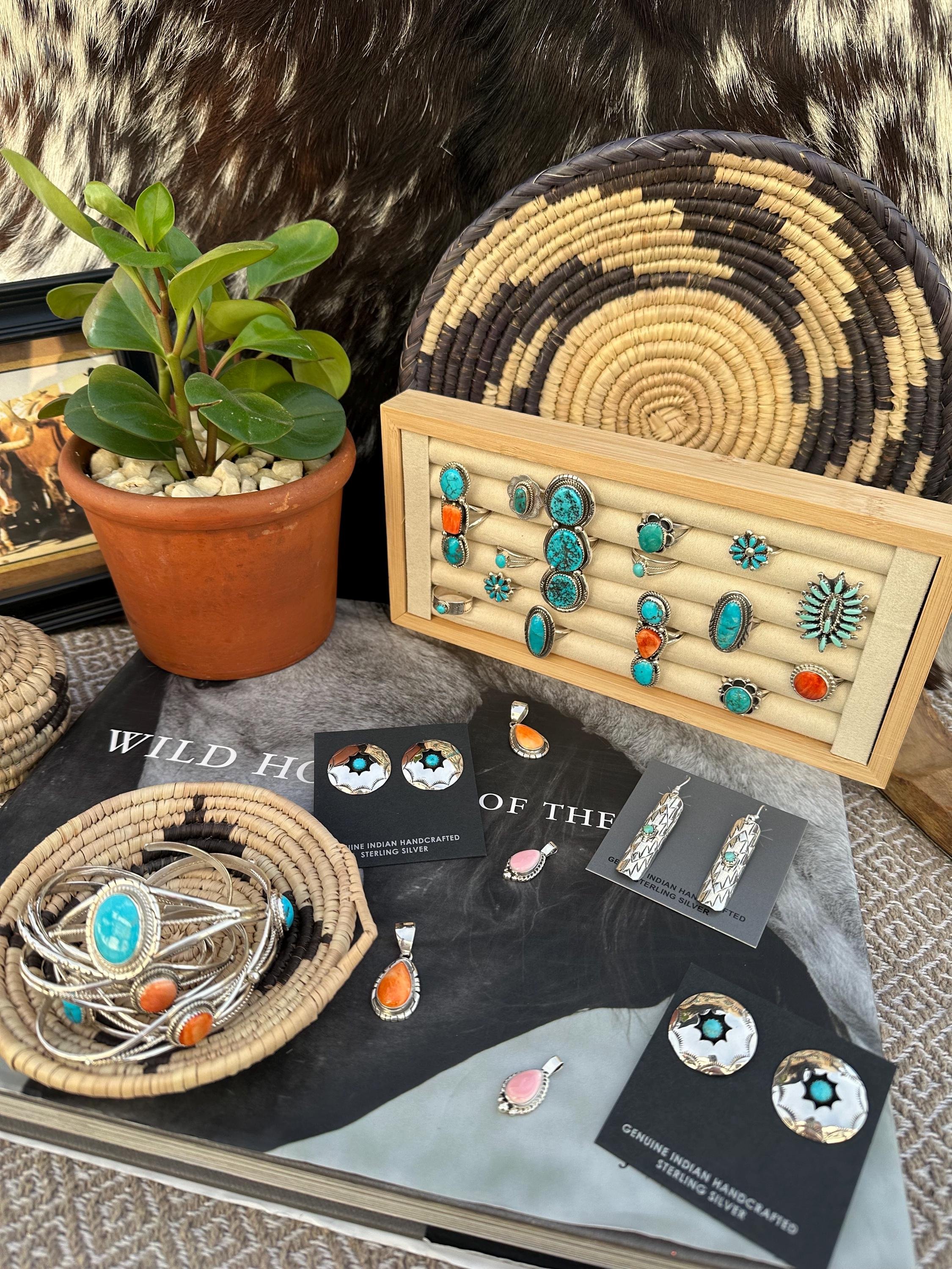 https://i.etsystatic.com/45079976/r/il/185e4d/6513193020/il_fullxfull.6513193020_l68o.jpg
