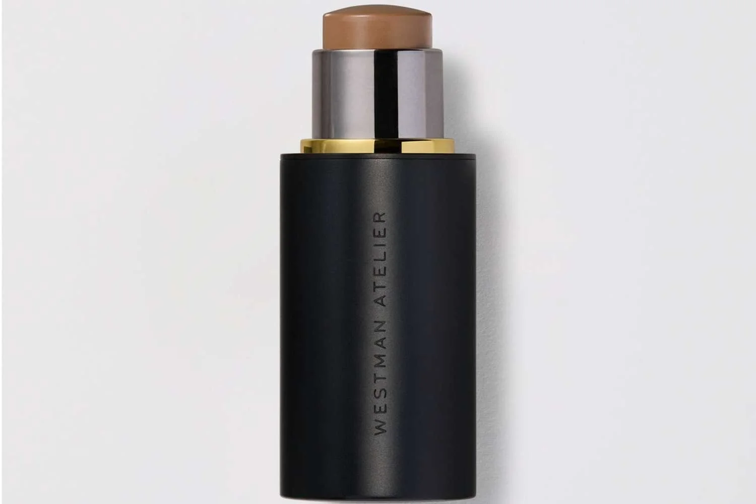 Sculpted, Not Stiff: The Rise of Cloud Skin and Modern Contour