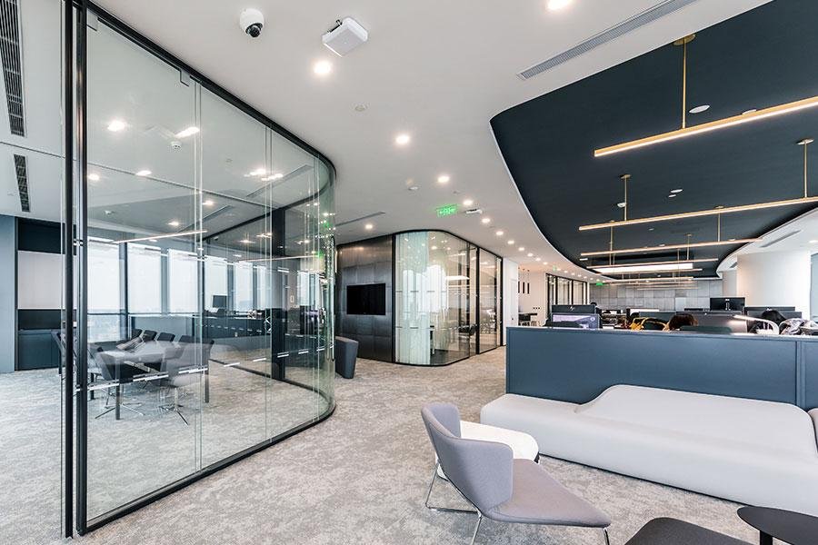 Polestar Standard.jpg