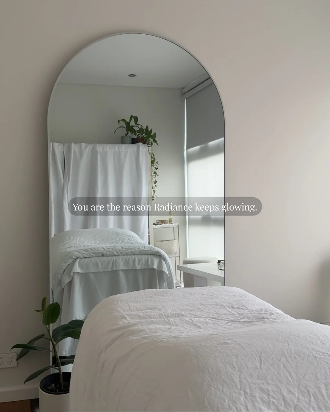 Radiance has always grown through love 🤍
through every friend you’ve told, every story you’ve shared,
every time you said “you have to go experience this.” 
I’ve been so touched by how many of you come because someone