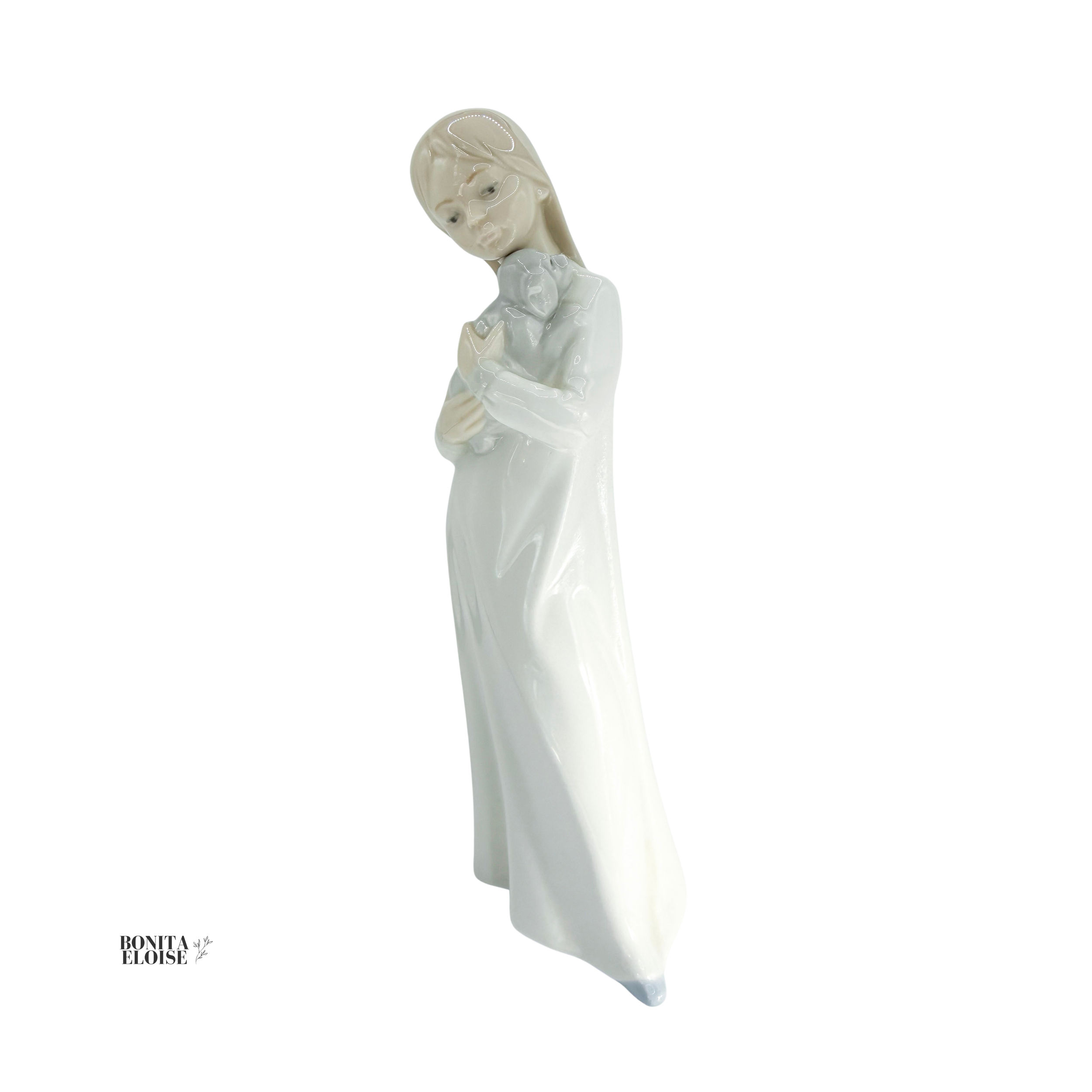 Vintage NAO by Lladró Figurine, 'With All My Heart' #0563, Retired 1992, by Fulgencio García