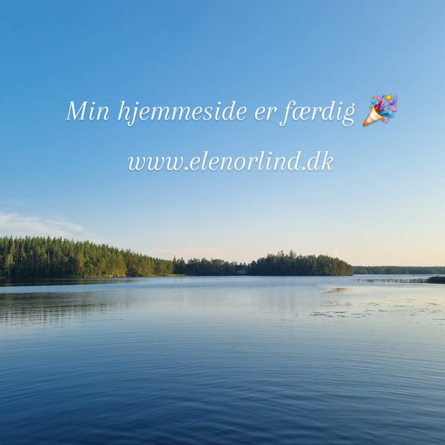 Jubiii...min hjemmeside er f&aelig;rdig &amp; klar til at blive delt med verden!🥳🎈🎉
N&oslash;j n&oslash;j n&oslash;j hvor jeg gl&aelig;det mig til at kunne skrive det 😃
.
Du finder den som link i bio eller lige her:
www.elenorlind.dk 
.
Tak for a