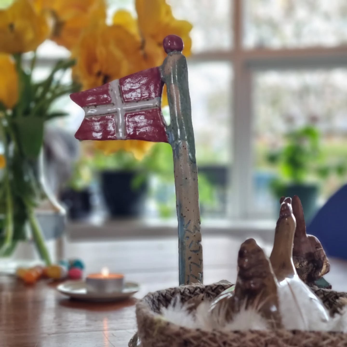 S&aring; landede jeg i 40'erne &amp; her tror jeg at der bliver helt godt at v&aelig;re✨️
Lidt billeder fra dagen &amp; dagen efter, hvor der blev mulighed for en stille stund til at reflektere over det kommende &aring;r💫
Det sidste billede b&aelig;