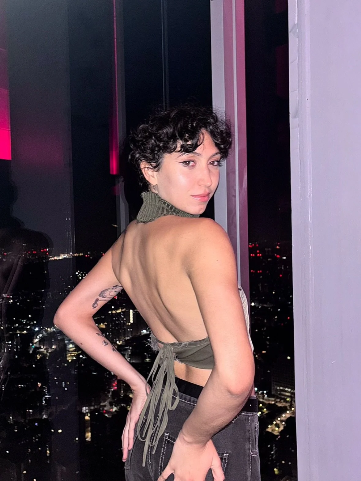 ̶L̶O̶V̶E̶ ̶A̶G̶R̶E̶S̶S̶I̶O̶N̶ last slide 🥴
&bull;
&bull;
#model #scoutme #shanghai #上海模特 #scoutmenyc #milanomodels