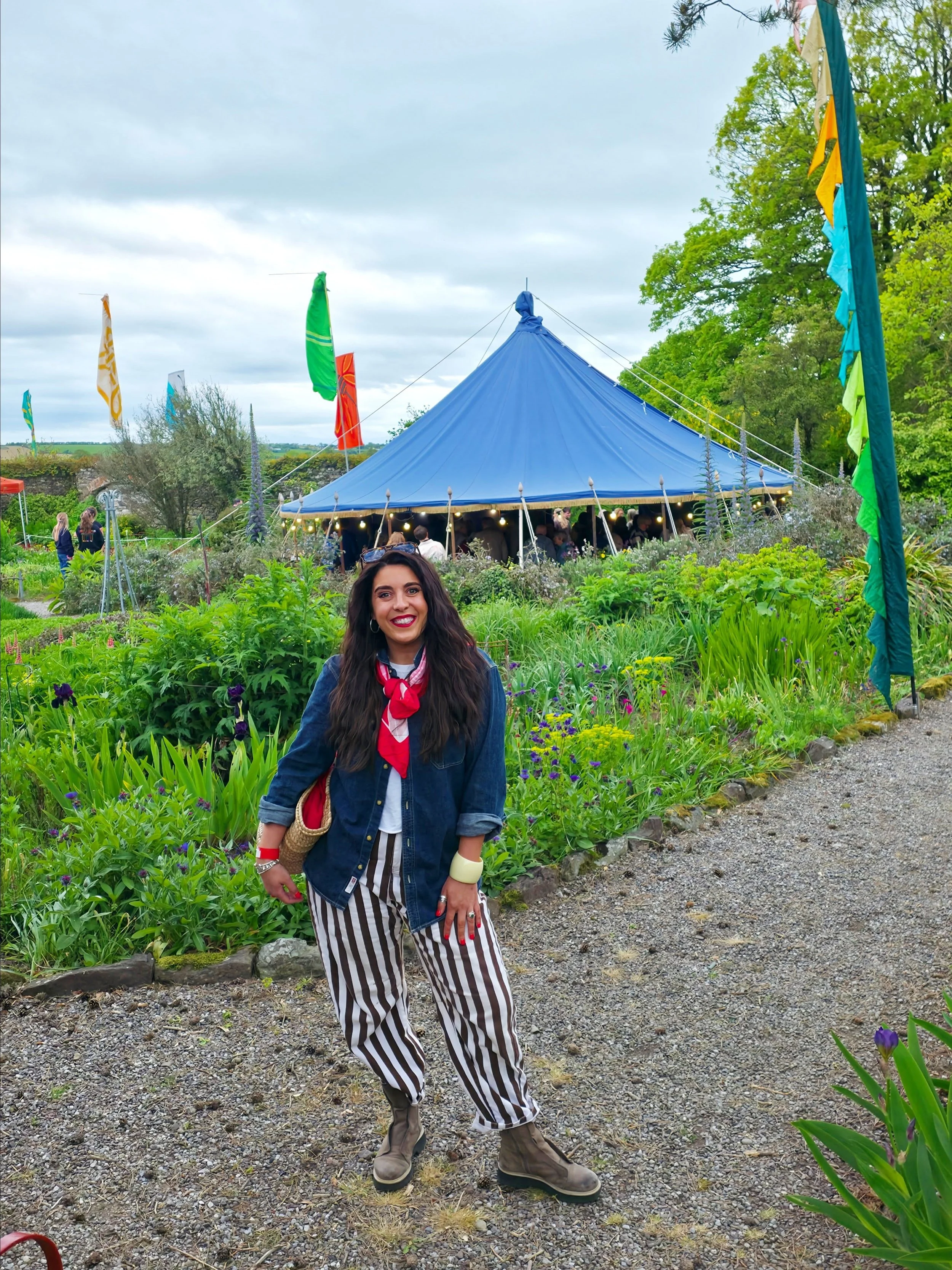 May it be as great every year! &hearts;️ Feeling very lucky!

@ballymaloefestivaloffood doing my best 🤡
@bakedcakedesign my beautiful sister as a happy new mom with perfect baby Leo 💙
@chefshanesmith,Denise Smith and I on @anantarathemarkerdublin r