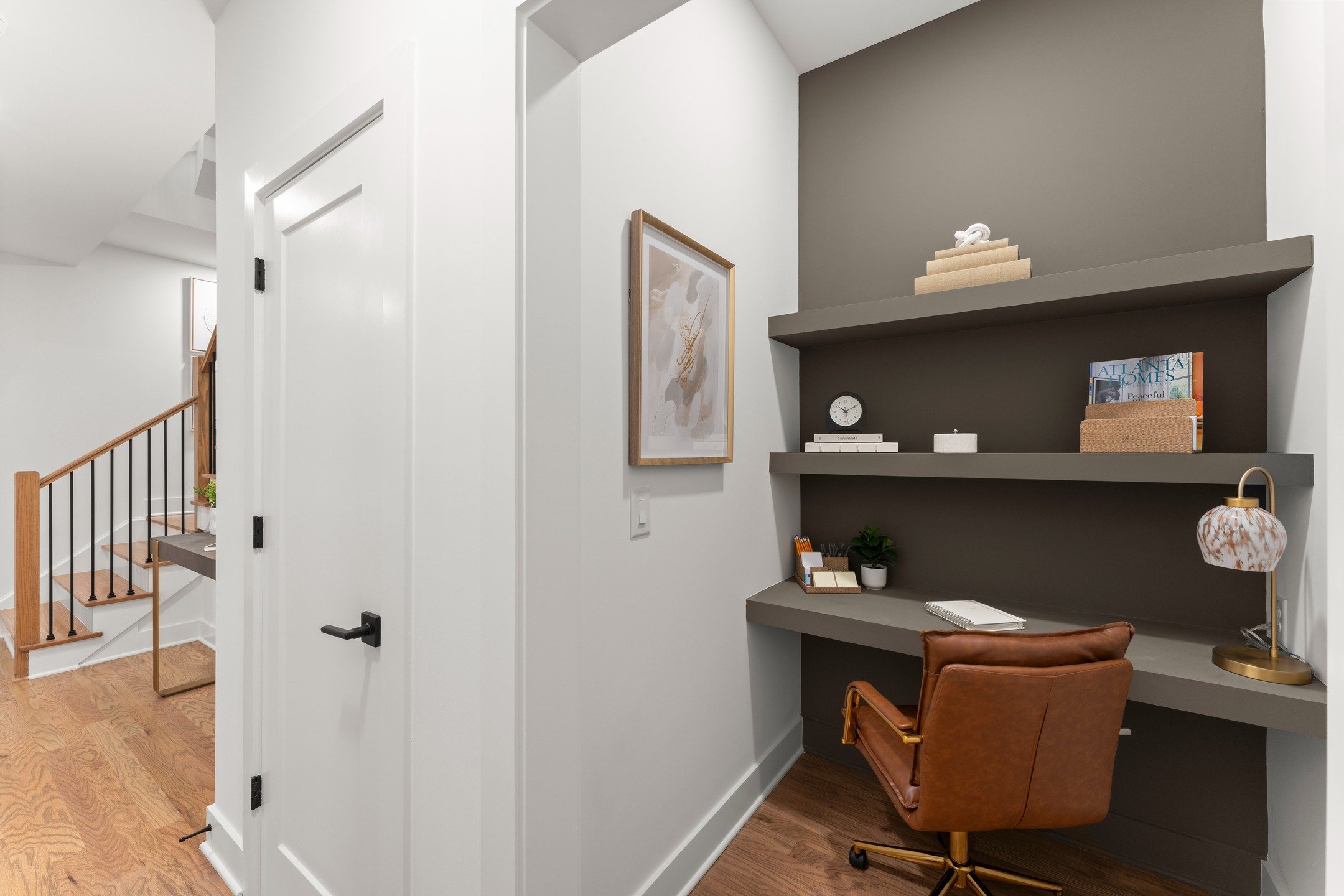 Gorgeous finish! 🤩

Desk area for our friends at Bercher Homes-The Carlyle Model home unit.