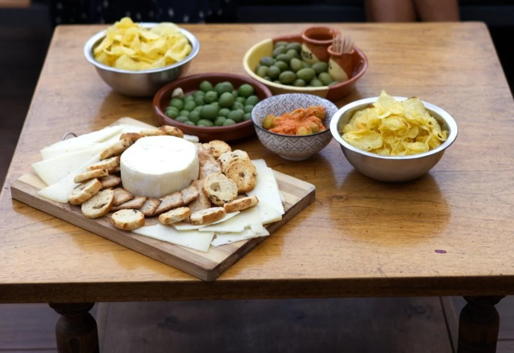 apero table.jpg