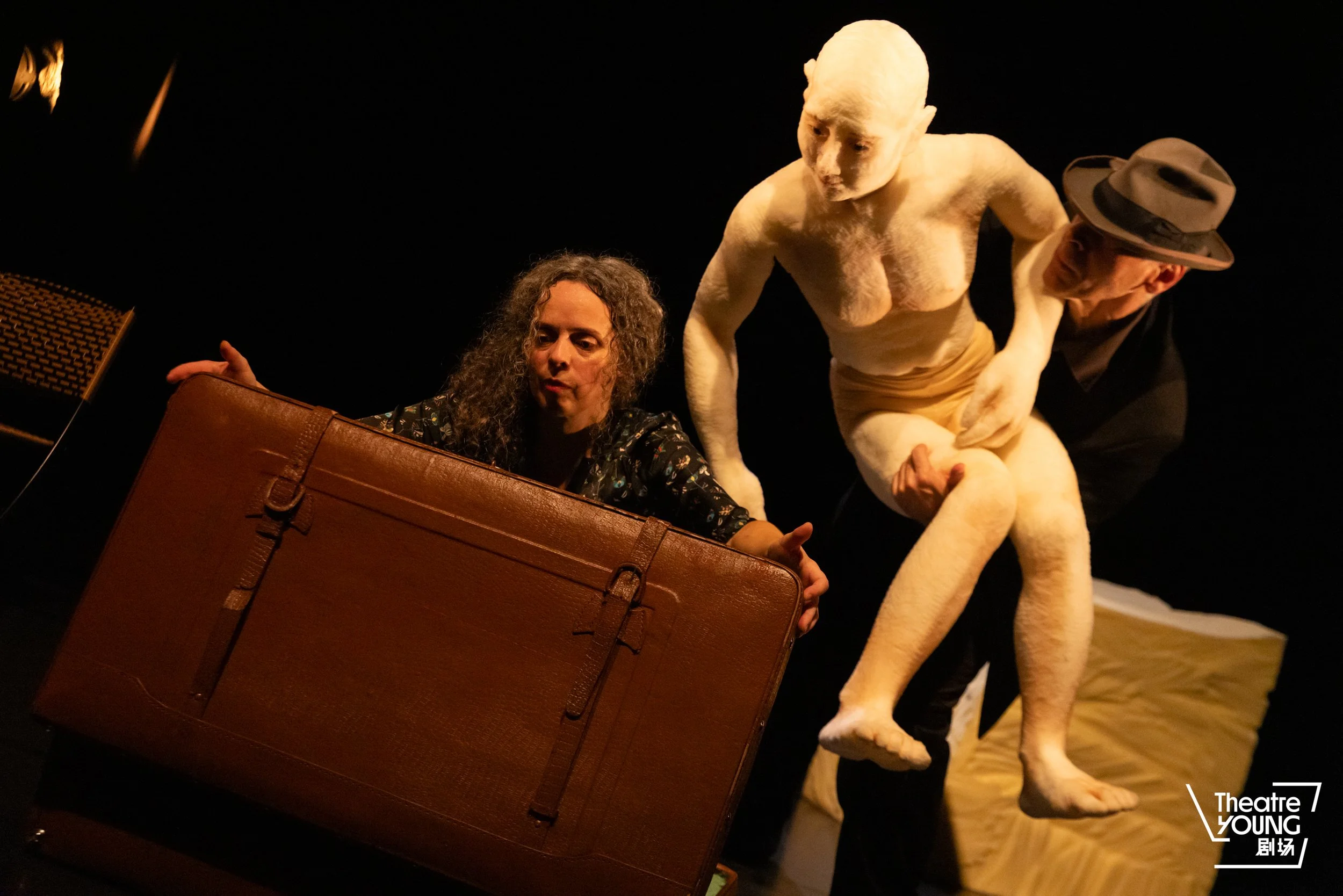Phot CONF-valise 2.jpg