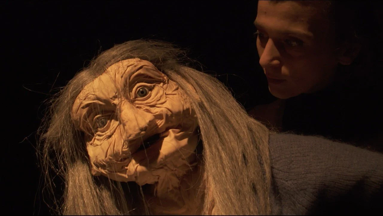 Marionnette sculptée du spectacle OperettAlzheimer par MalaStrona Compagnie