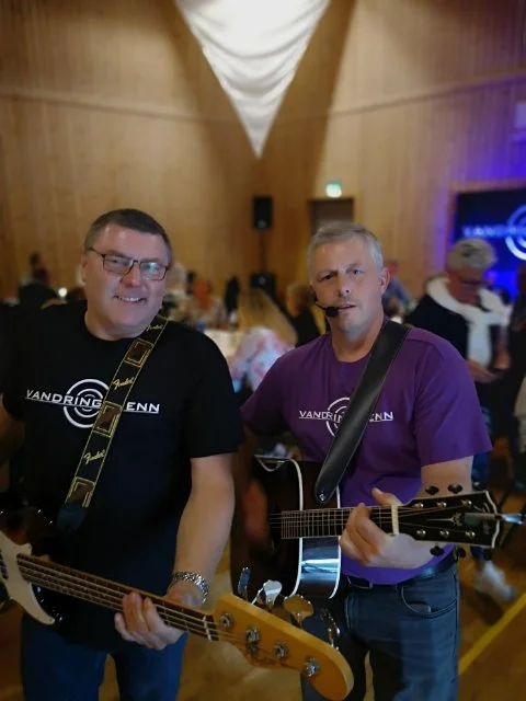 Vandringsmenn spiller