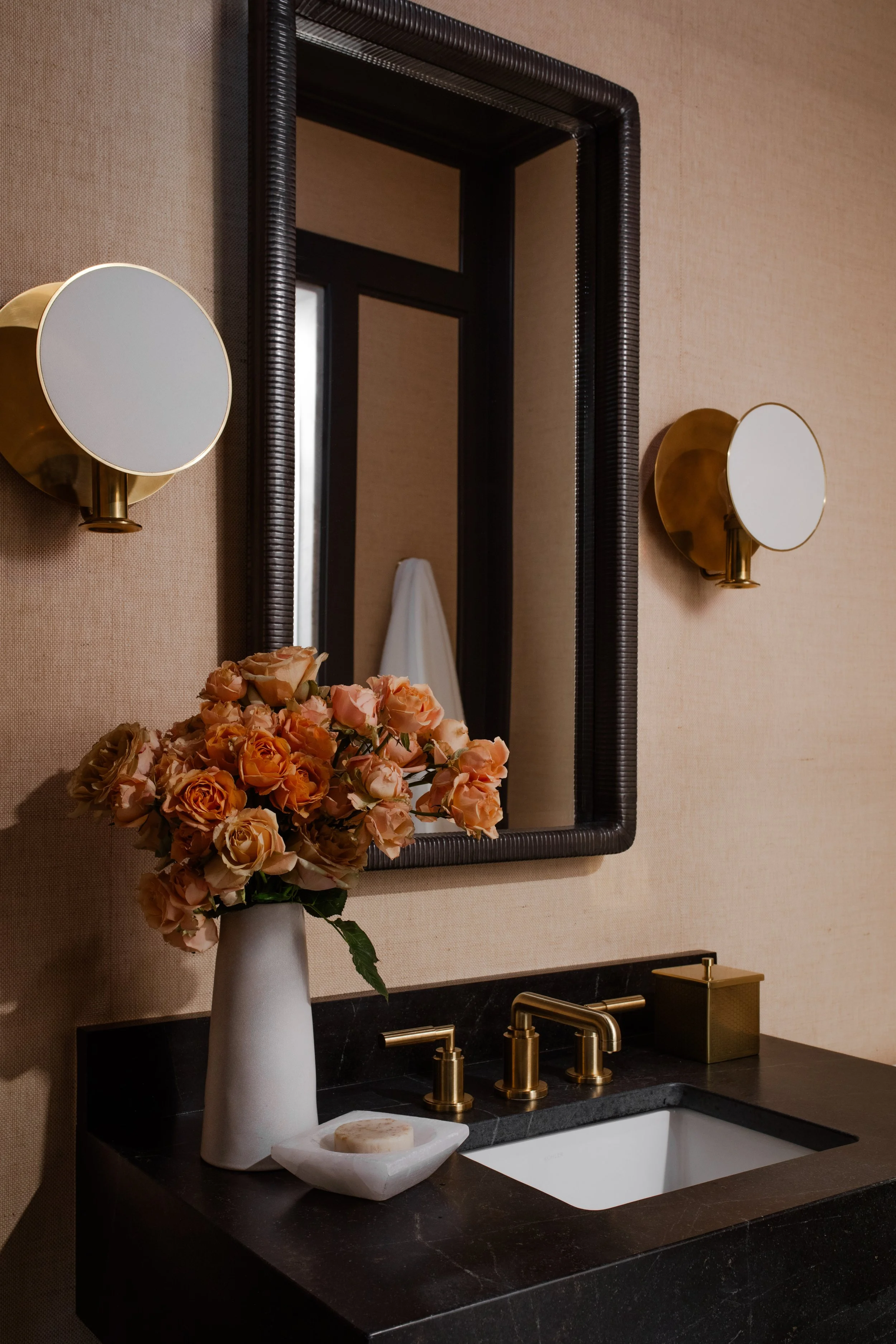 Batten Interiors_EG2_34_Powder Rm.jpg