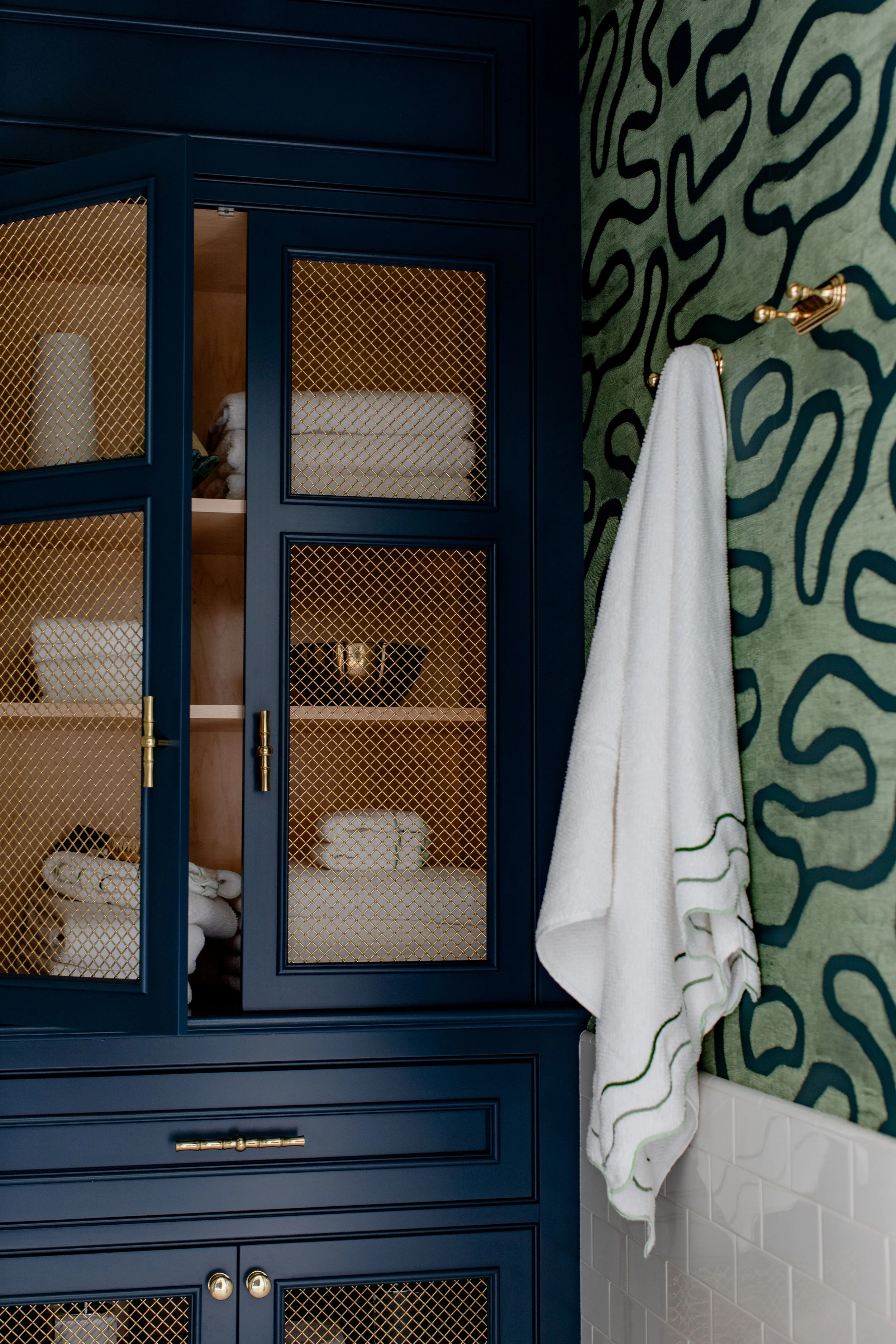 Batten Interiors_EG2_22_Bath2.jpg