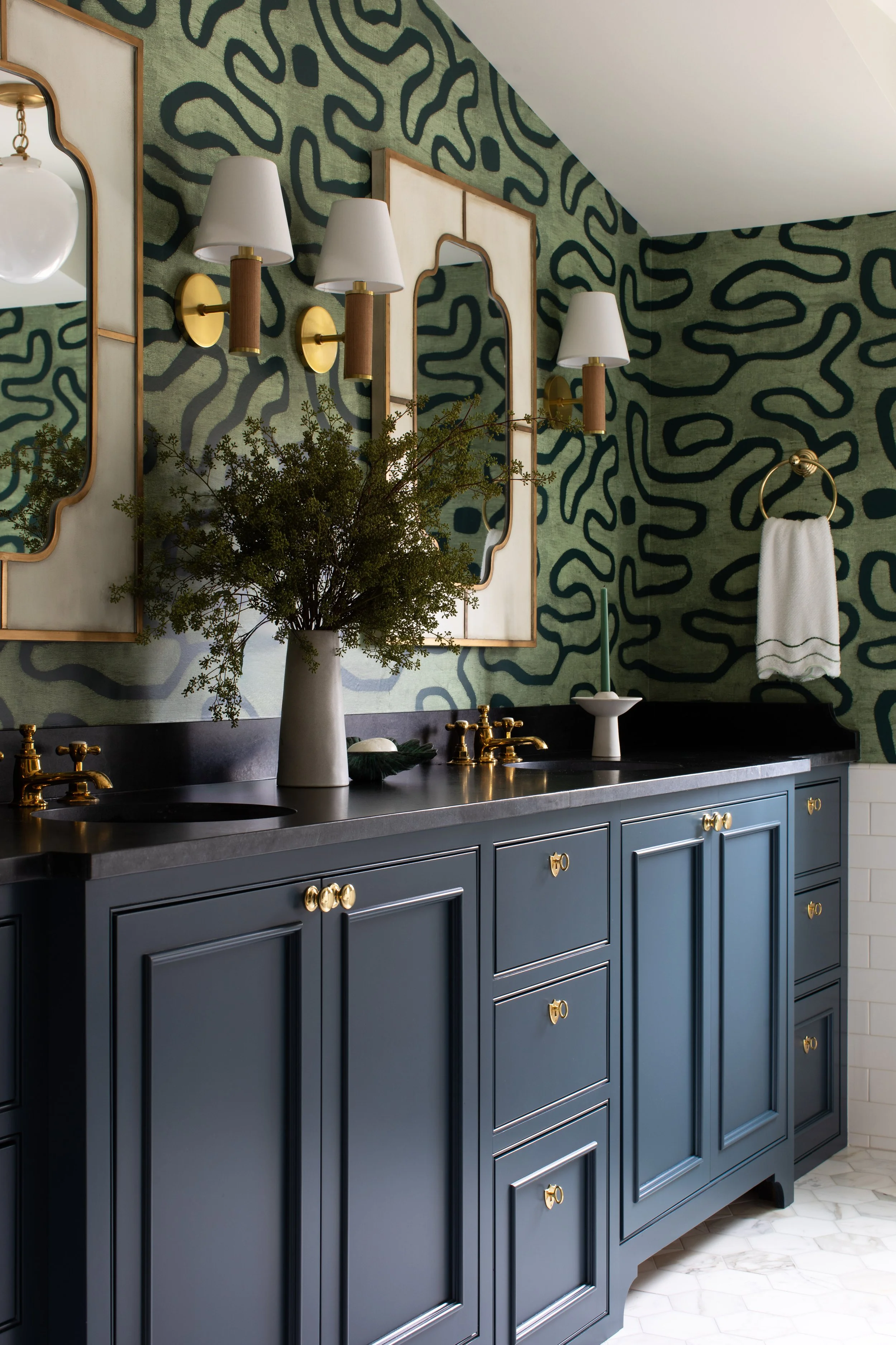 Batten Interiors_EG2_20_Bath.jpg