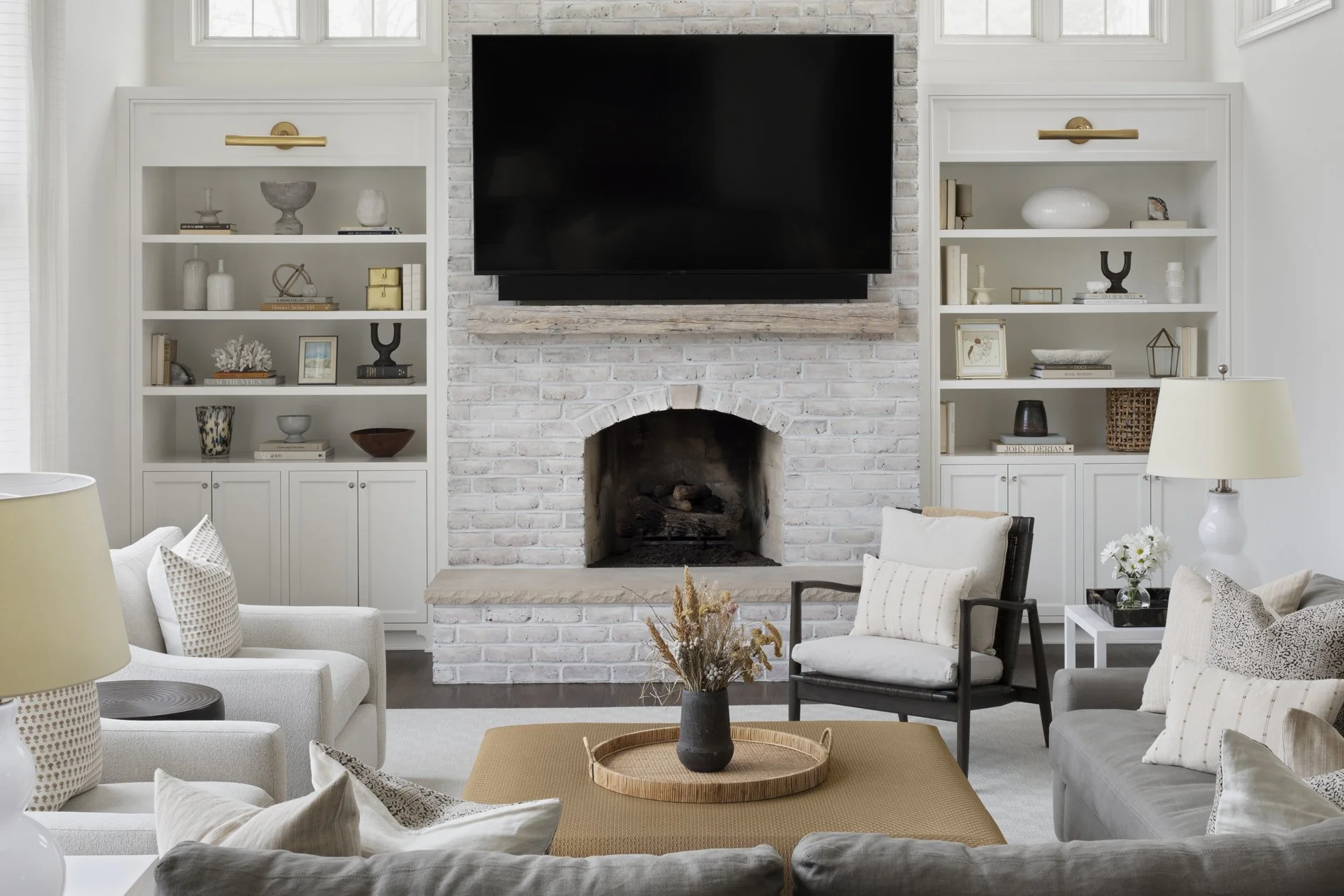 8 - Pine_Ridge_Circle_Morgan_Batten_Interiors_Ryan_Hainey_Photography_006_web.jpg