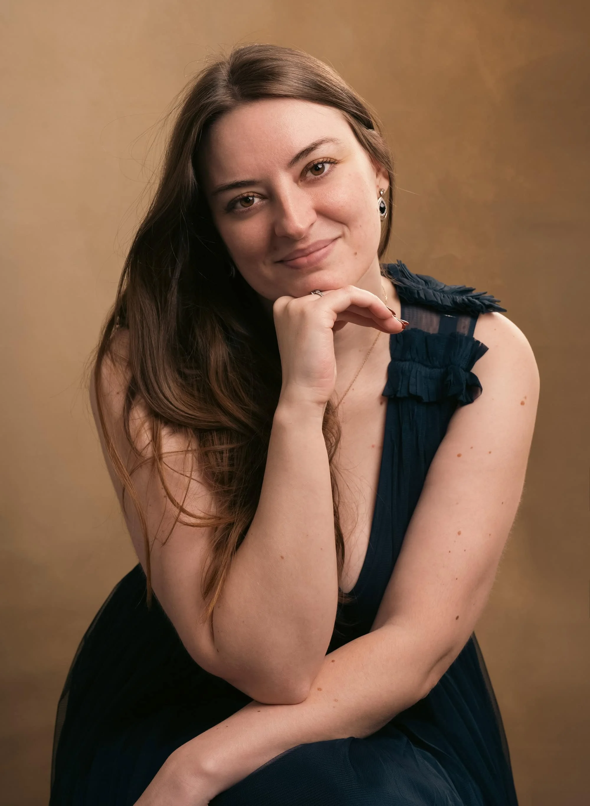 portrait-femme-robe-bleue-strasbourg.jpg