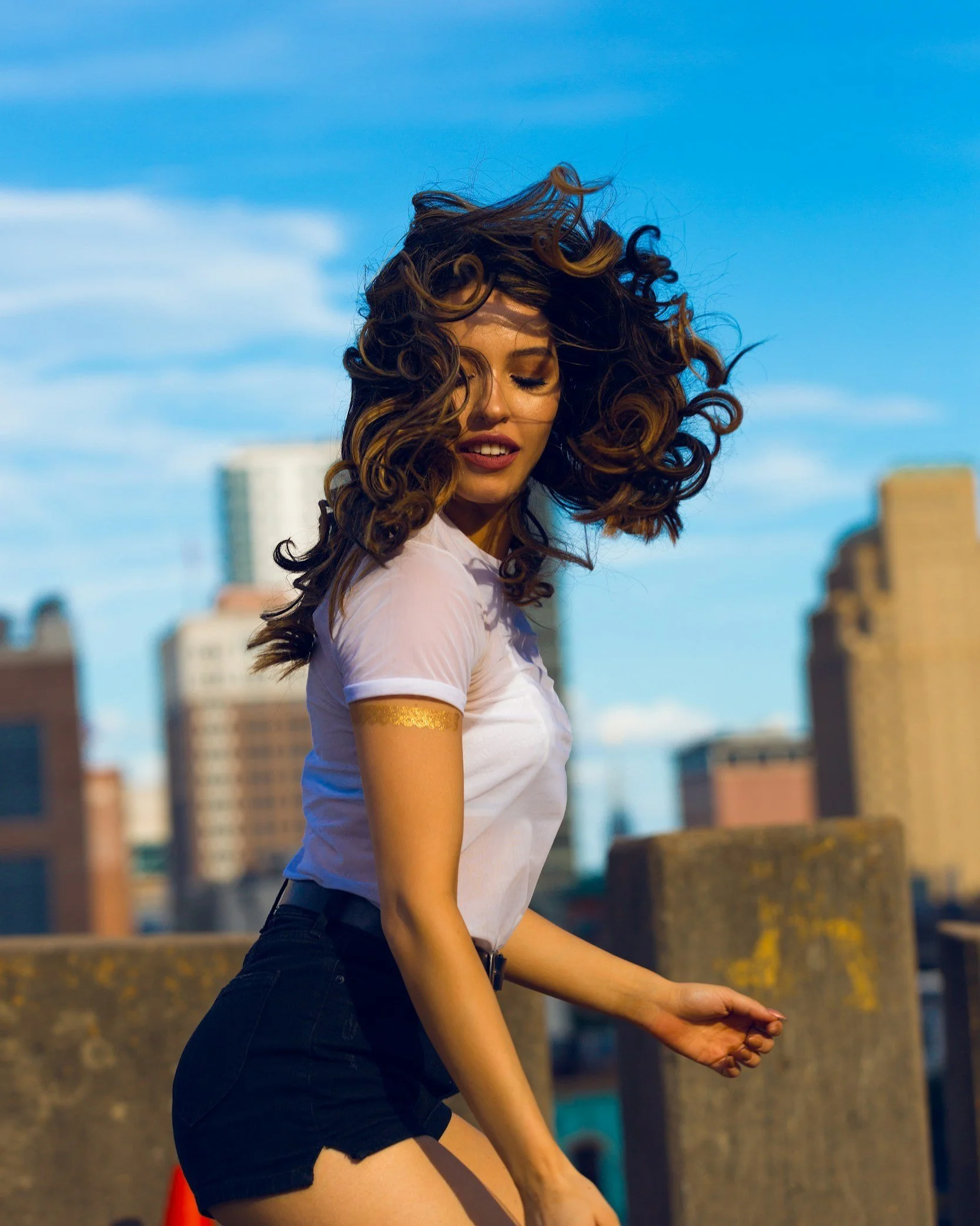 Astuce pose photo femme portrait studio Strasbourg