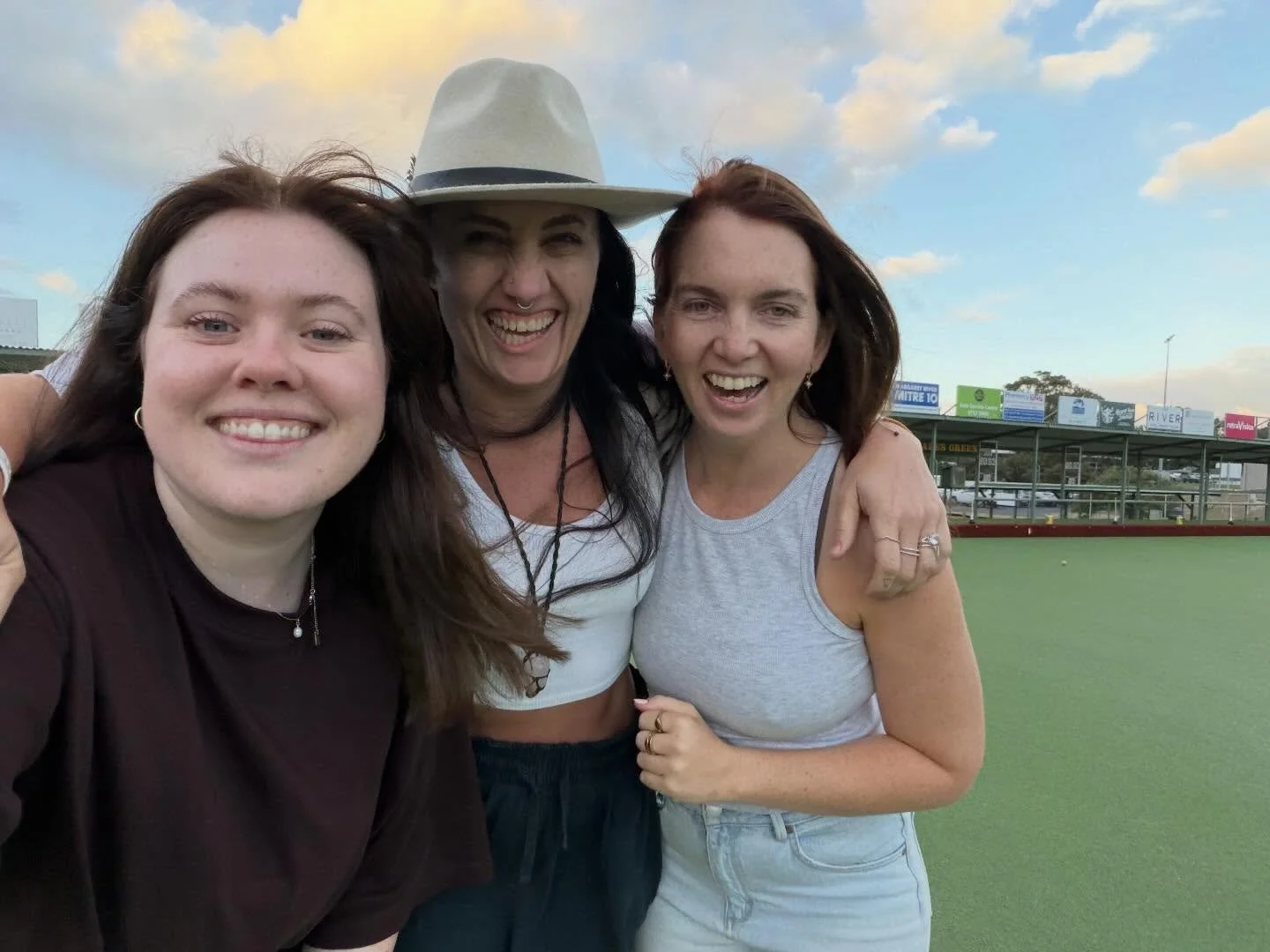 Kicking off the first post of 2026 with a January photo dump 🤎 
A few highlights:
* Time down south with the soul fam (@tracey__spencer and I being the most competitive 🃏sorry @charlotte_beswick )
* Investing in myself and the business (always a no