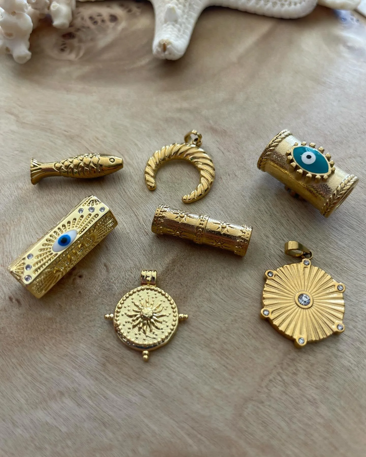 We love texture charms 💗
🧿🐟🐠💎