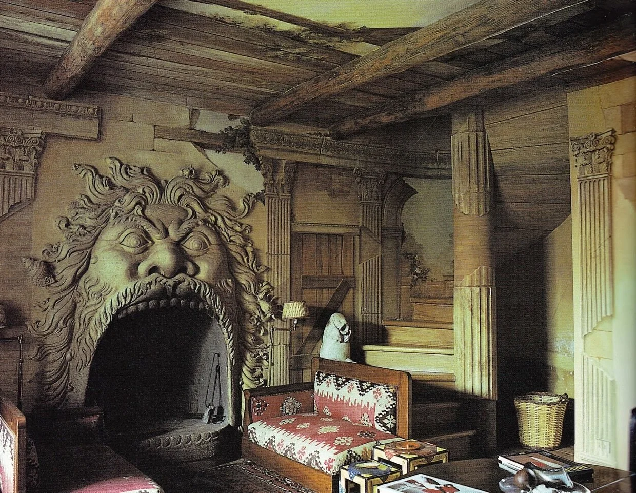 Elsa Peretti&rsquo;s holiday refuge, La Torre, a 16th century watchtower built by Spanish invaders on the cliffs of southern Tuscany.