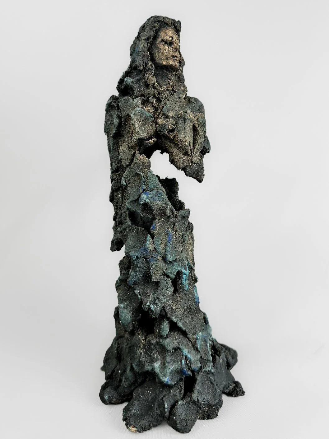 Fragmented - sculpture by artist Eve Shepherd