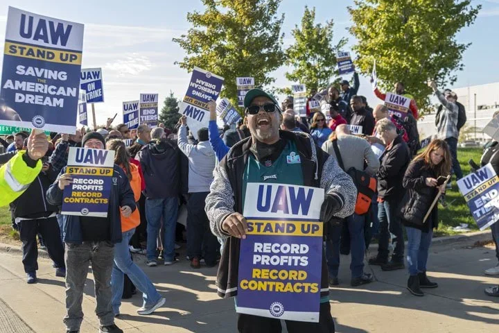 Boost Our Bargaining Power with $625 Strike Pay