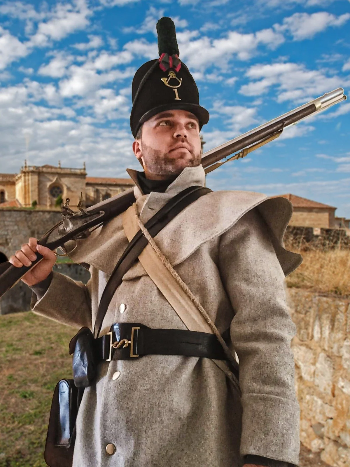 Corporal of the Portuguese 1st Ca&ccedil;ador Batallion stands in front of Ciudad Rodrigo after the fall of the city, on January 22nd 1812.

\\\\\\\\\\\\\\\\\\\\

Sequeira @joaoseqneves, a corporal of the @1stbdc, presents his newly completed greatco