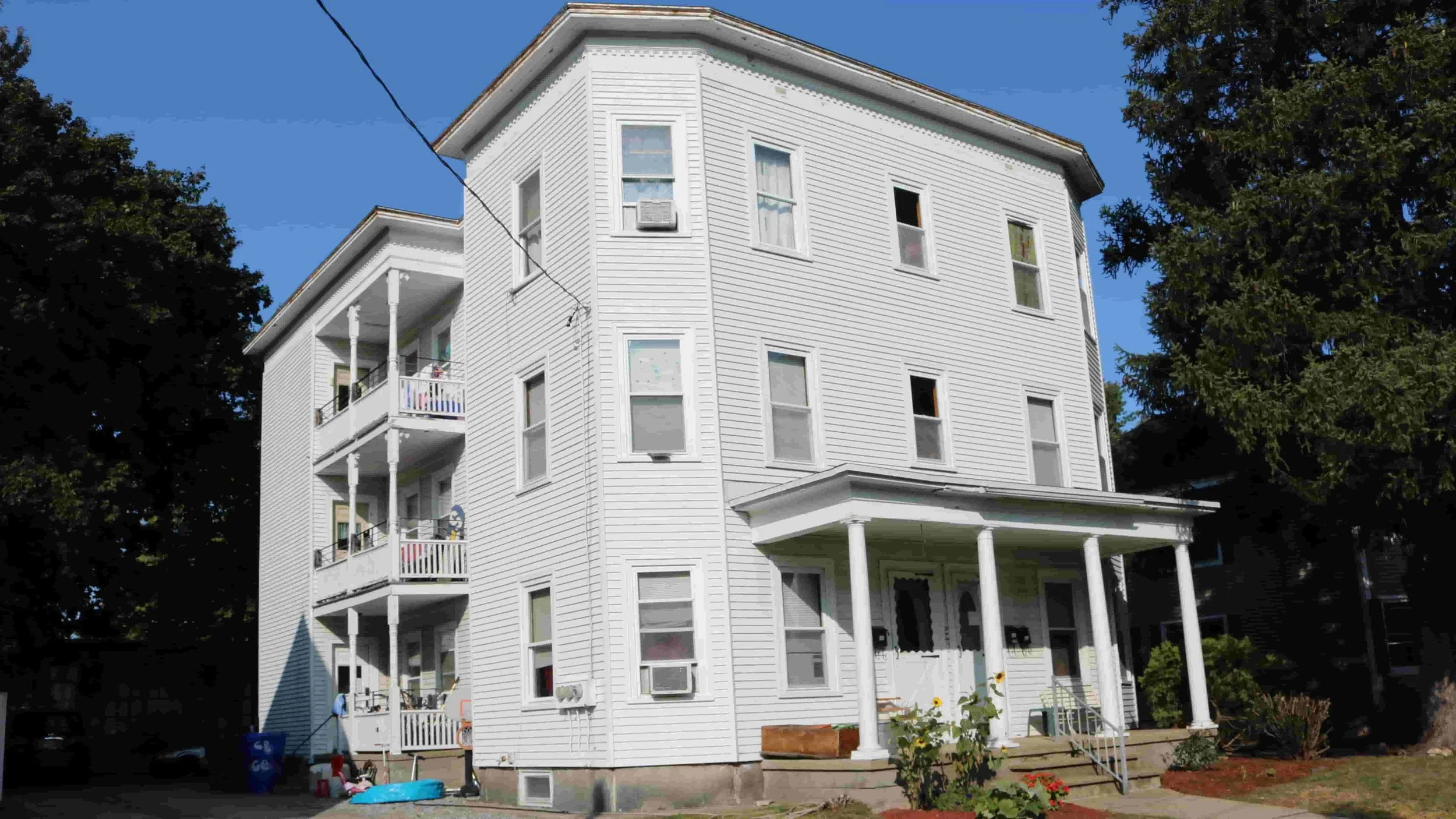 Building Photo-George