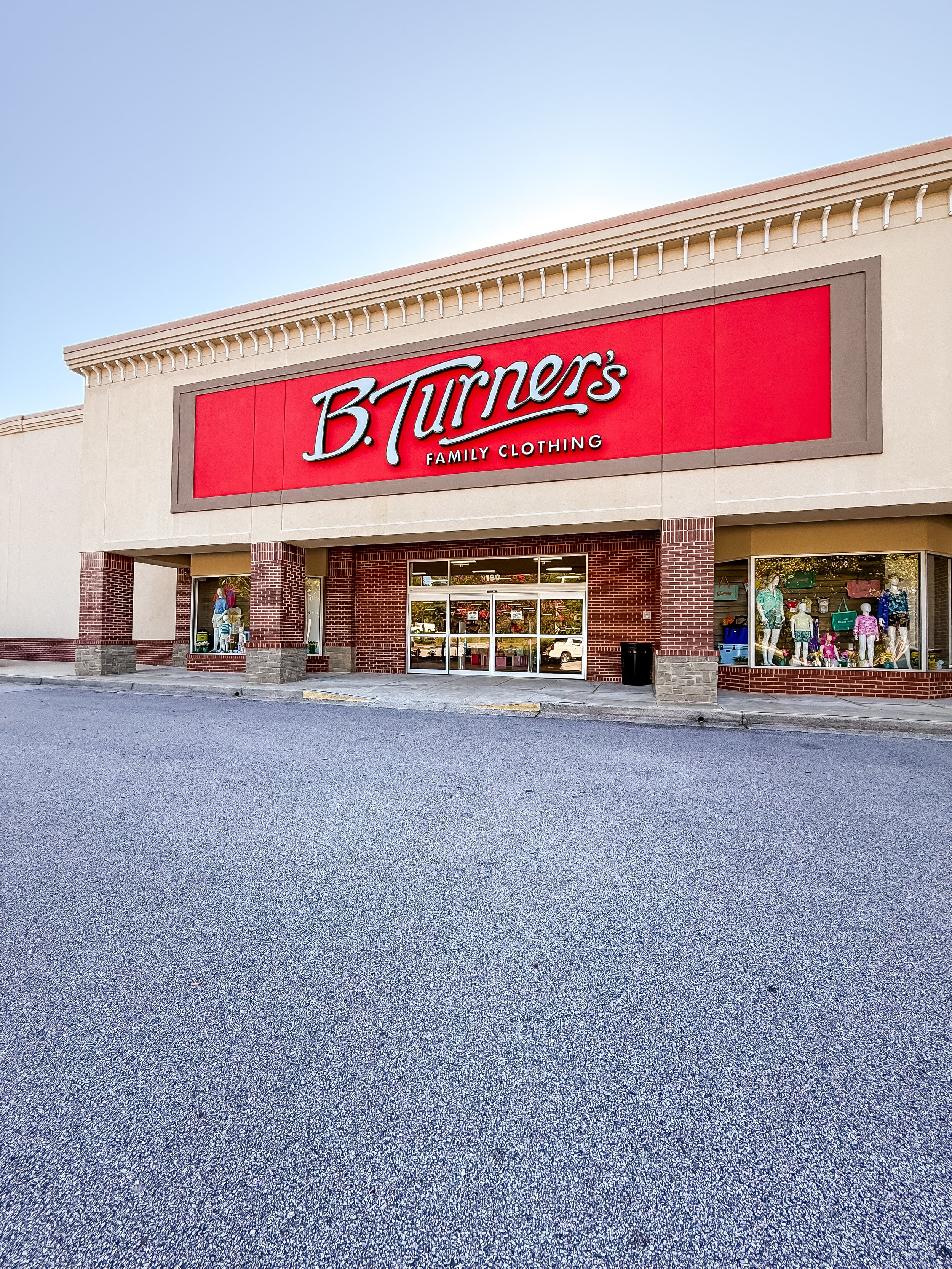 B. Turner's Clothing Store