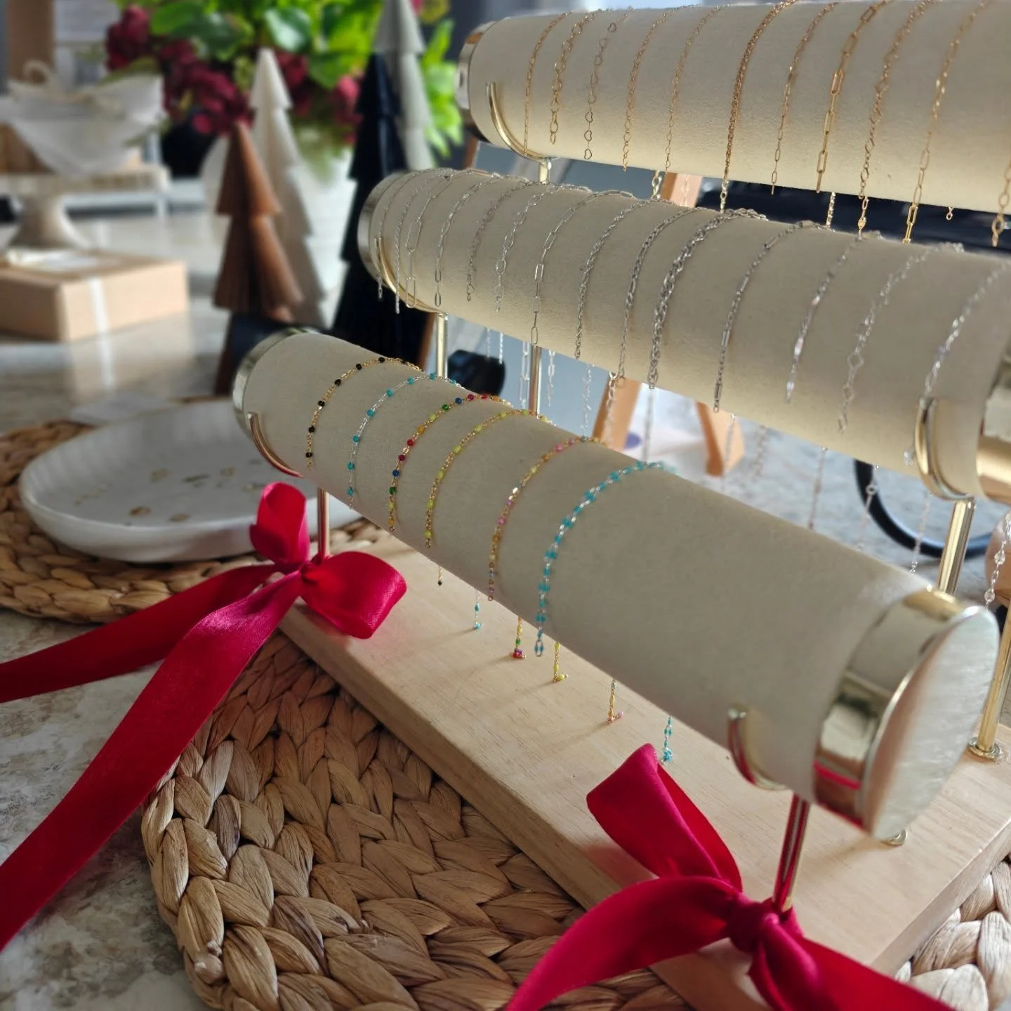 💎Make your holiday event unforgettable! 💎
Add a touch of sparkle with a permanent jewelry &mdash; a fun, memory-making experience for you. Link up, laugh, and create something meaningful that lasts long after the party ends. 🥂🎄