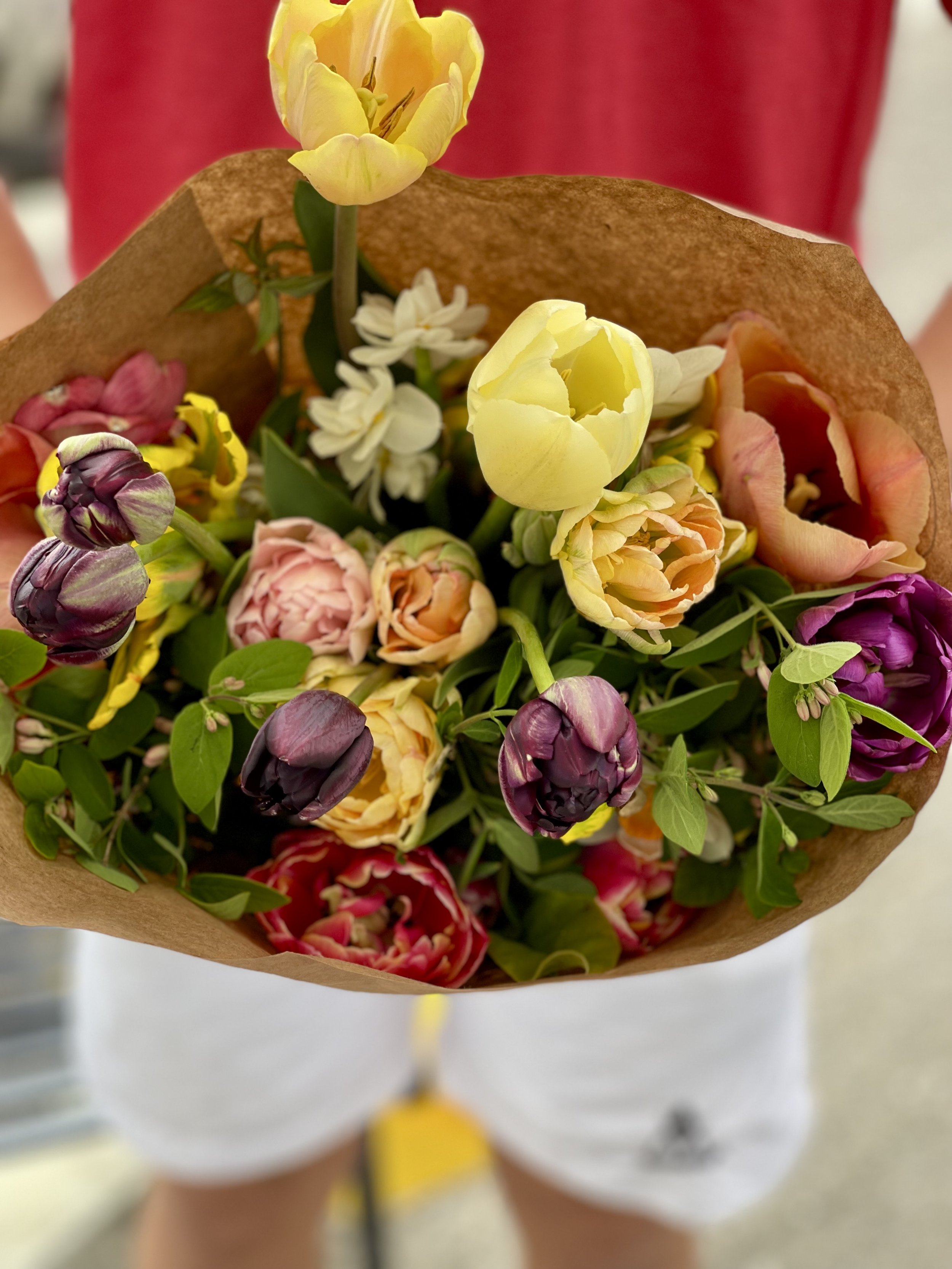 Seasonal Bouquet (Grande)(1).jpeg