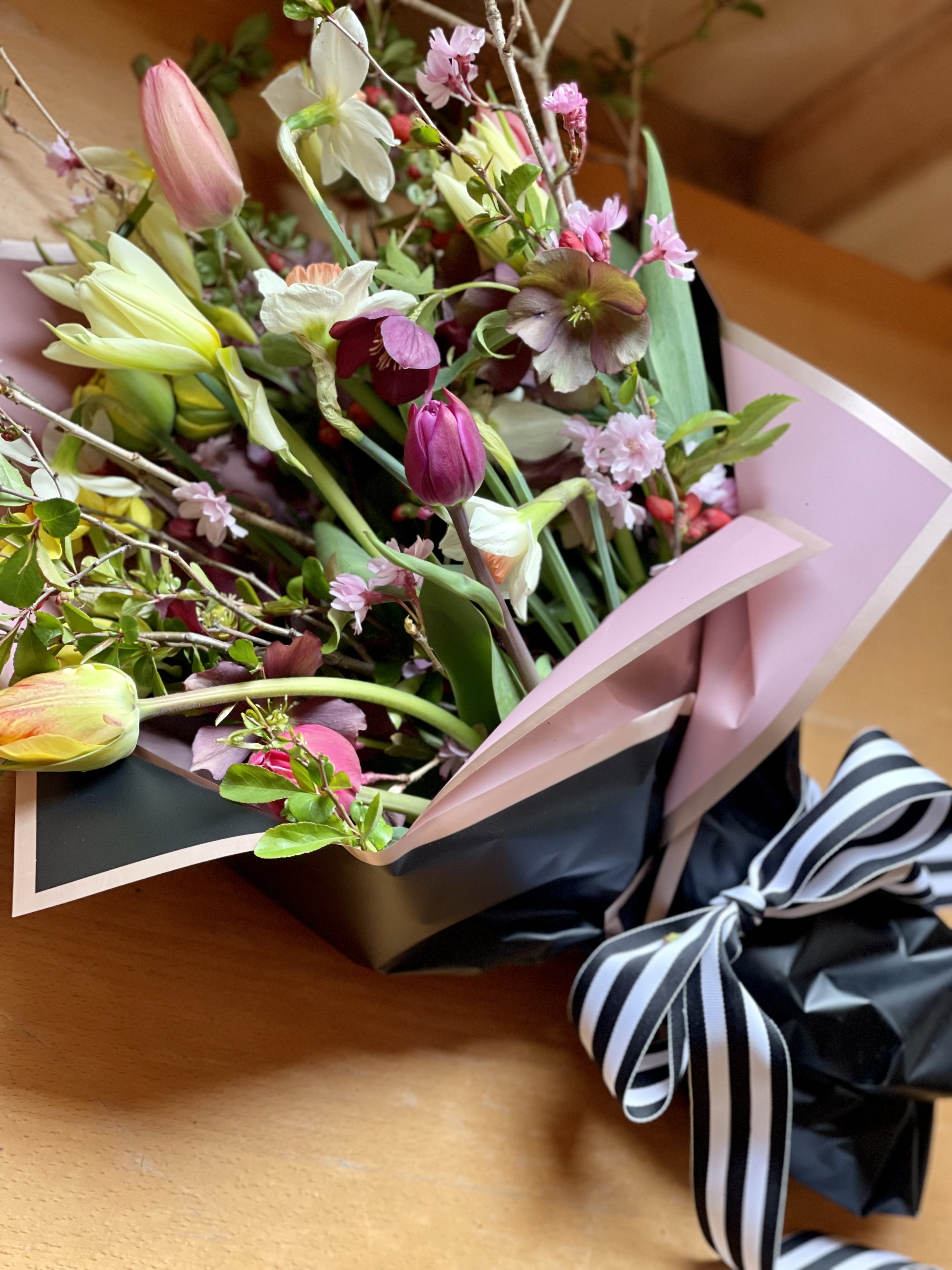 Seasonal Bouquet (LUXE).jpeg