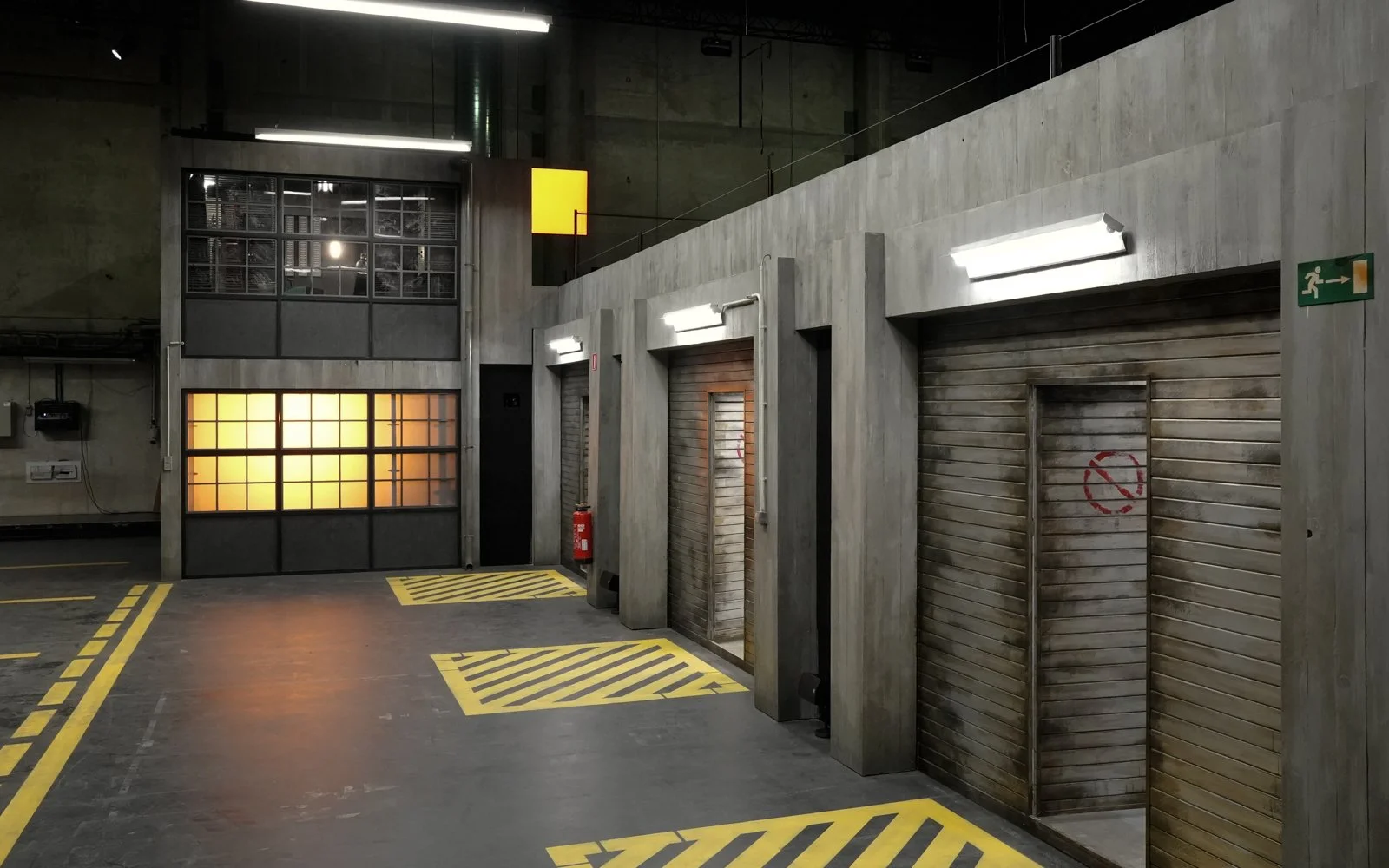 Television set design inspired by gladiator arena gameplay