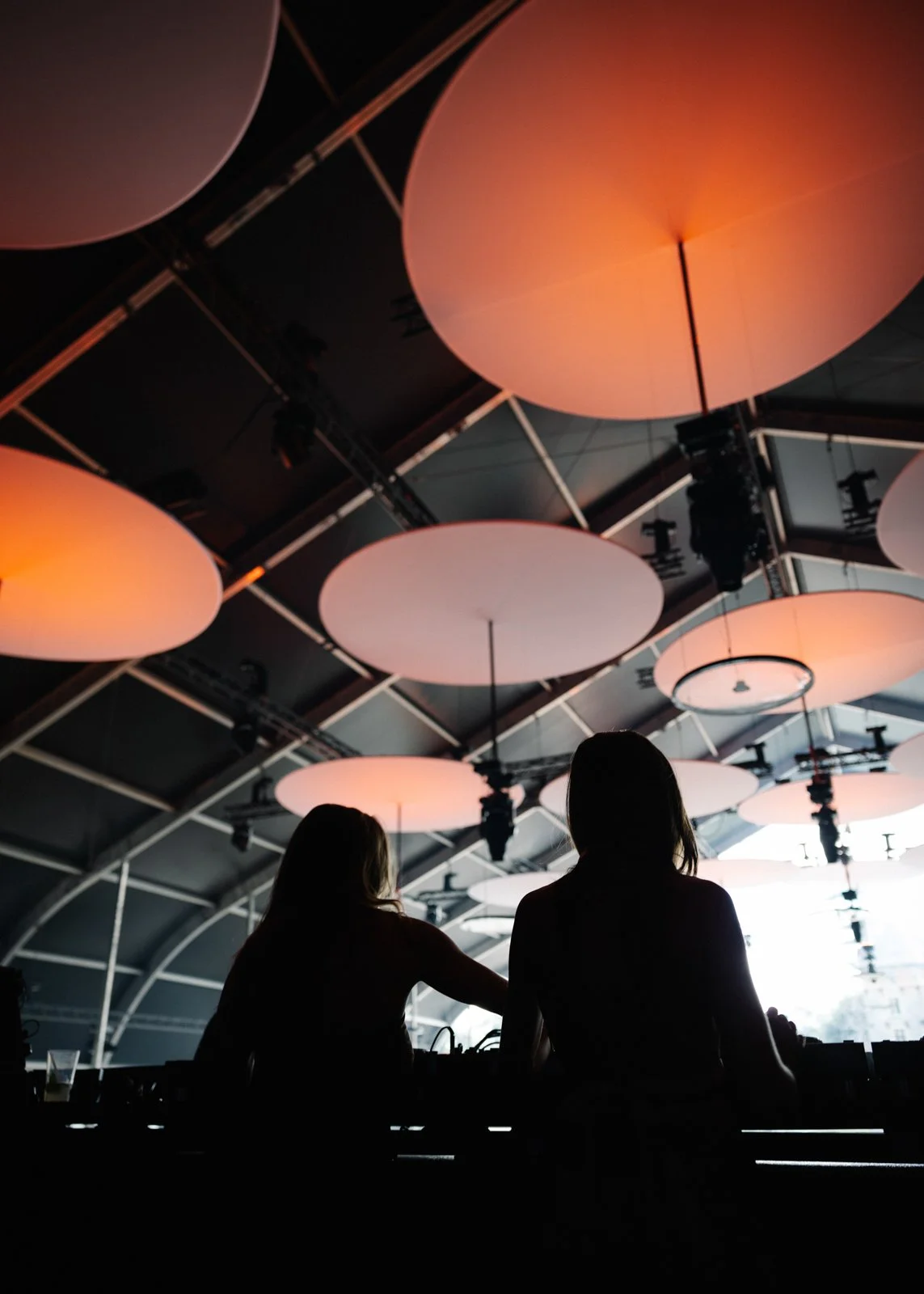 Festival light design with vibrating water surface creating dynamic visuals