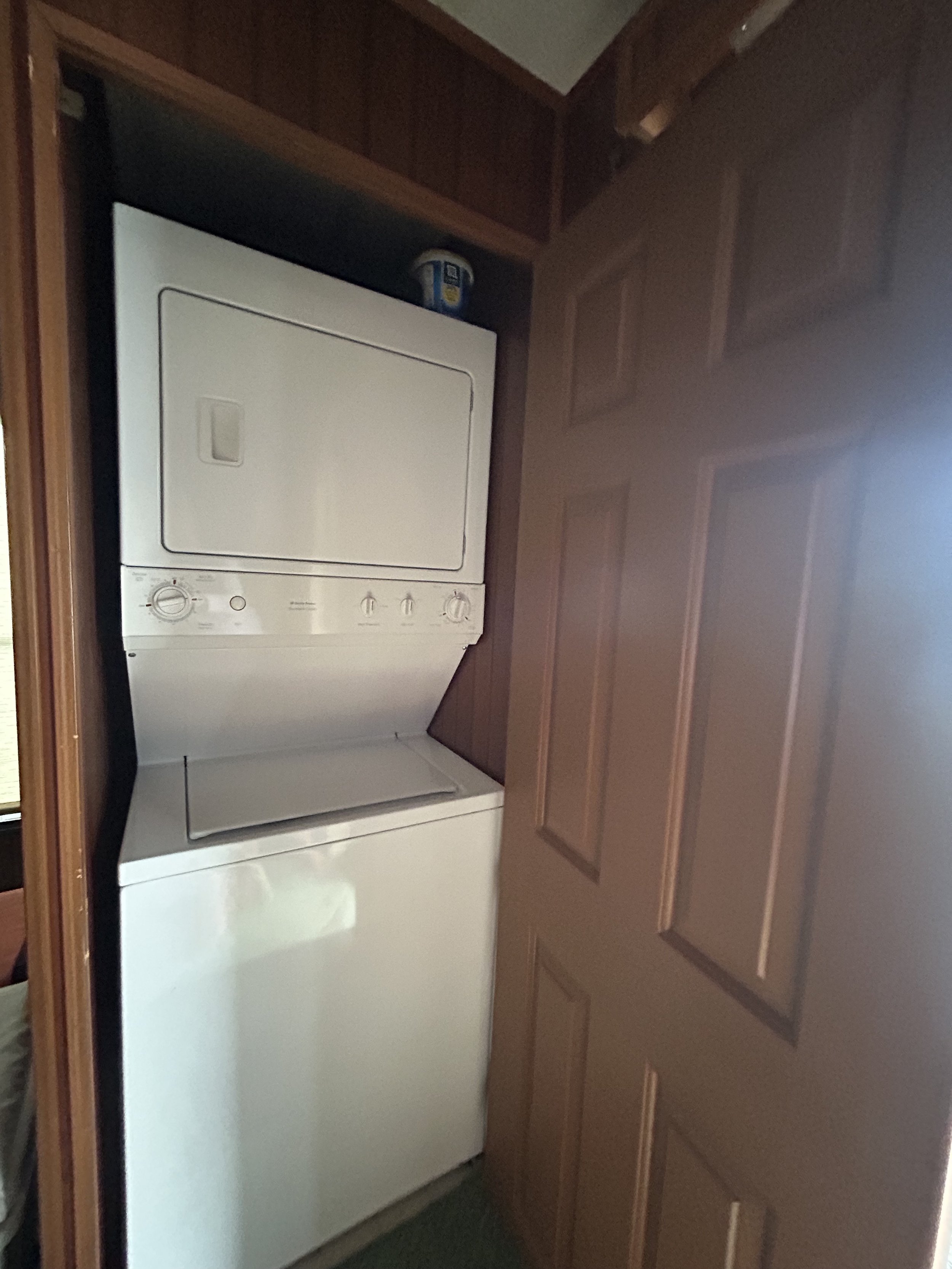 23 washer_dryer.jpeg