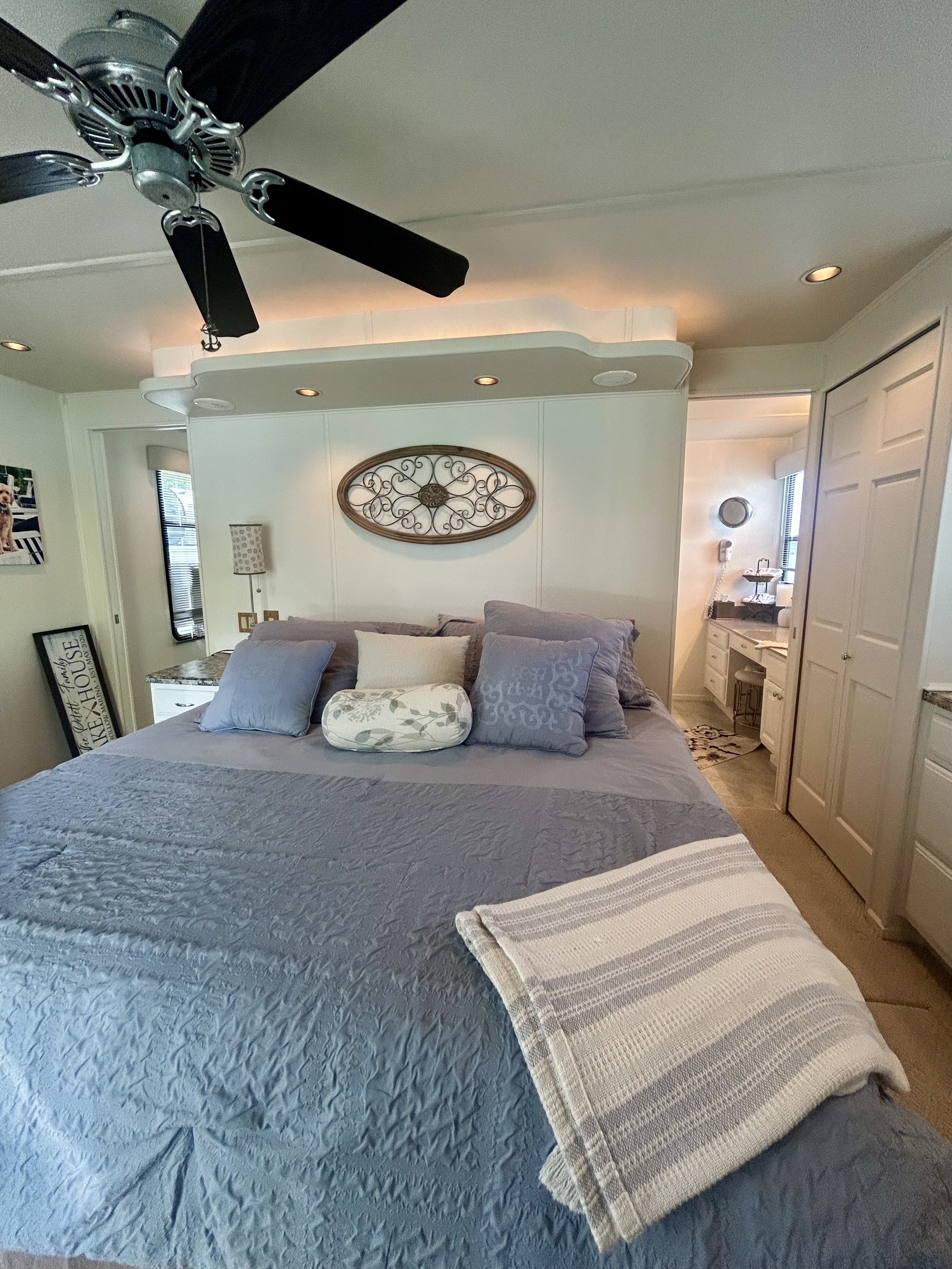 master bedroom.jpg