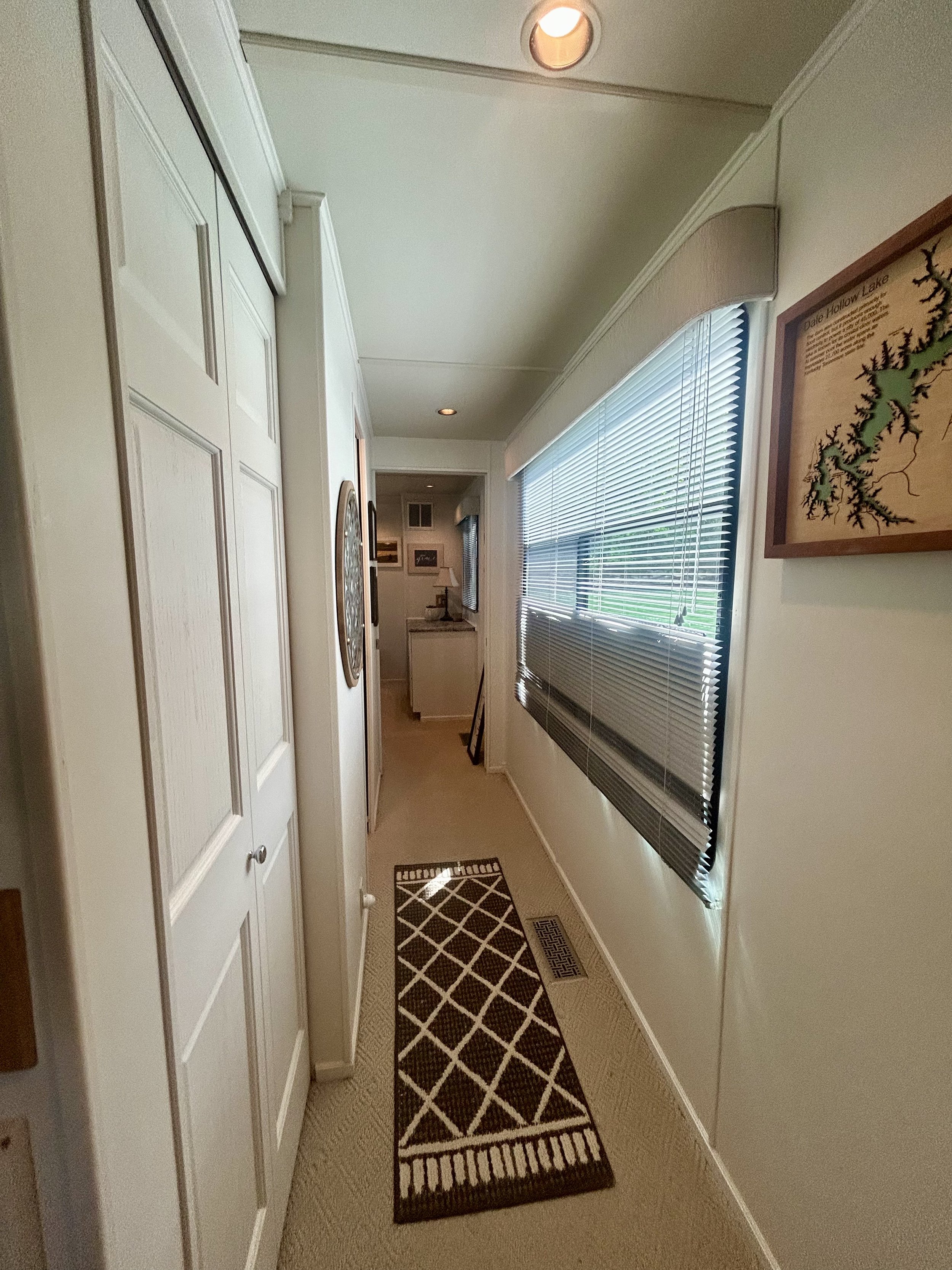 hallway (1).jpg